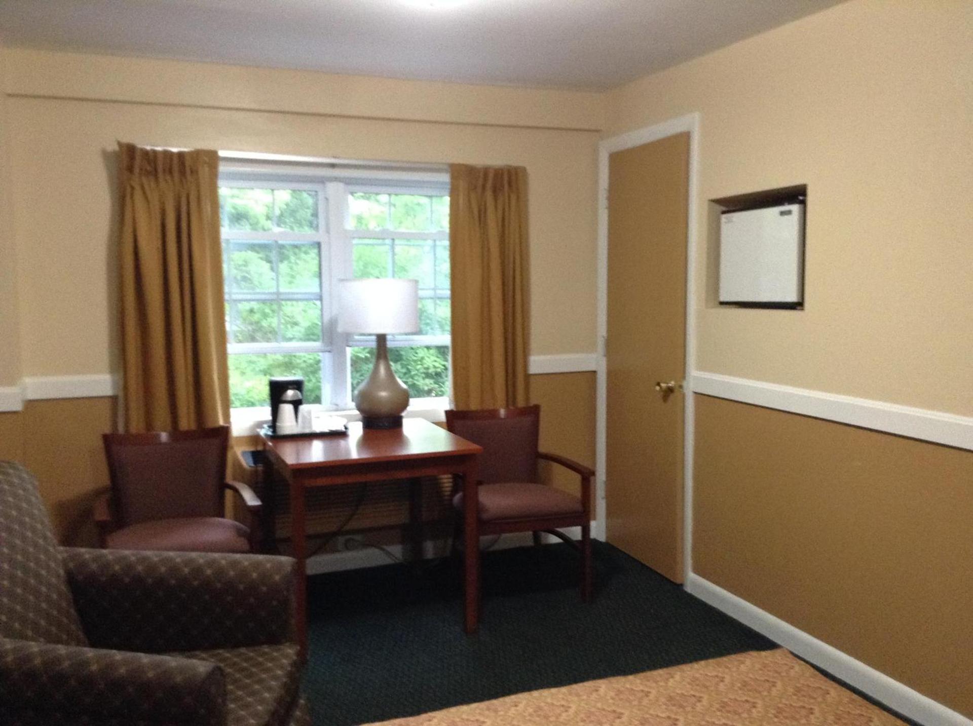 Briarcliff Motel photo 52