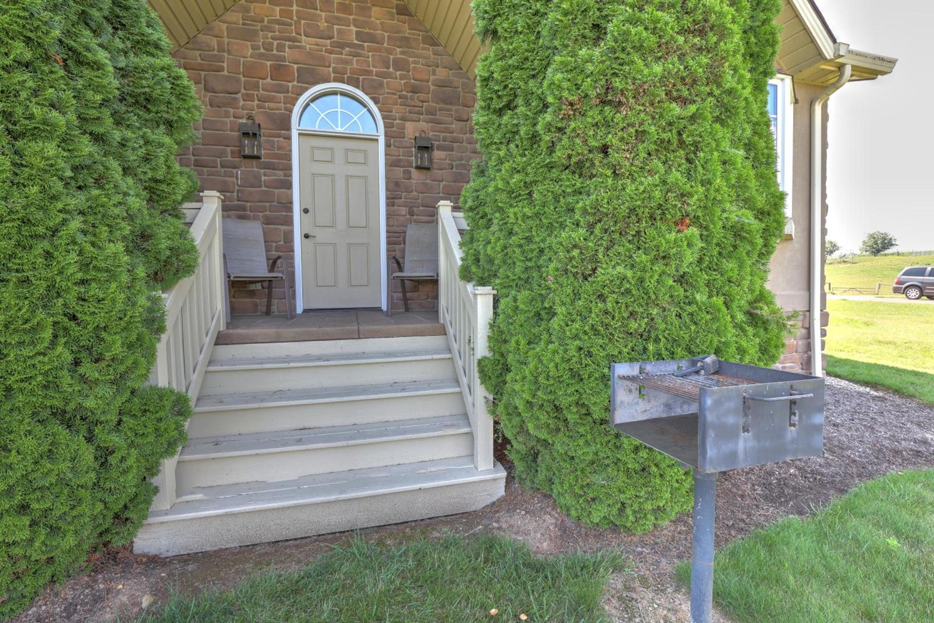 Premier Cottages by Amish Country Lodging photo 44