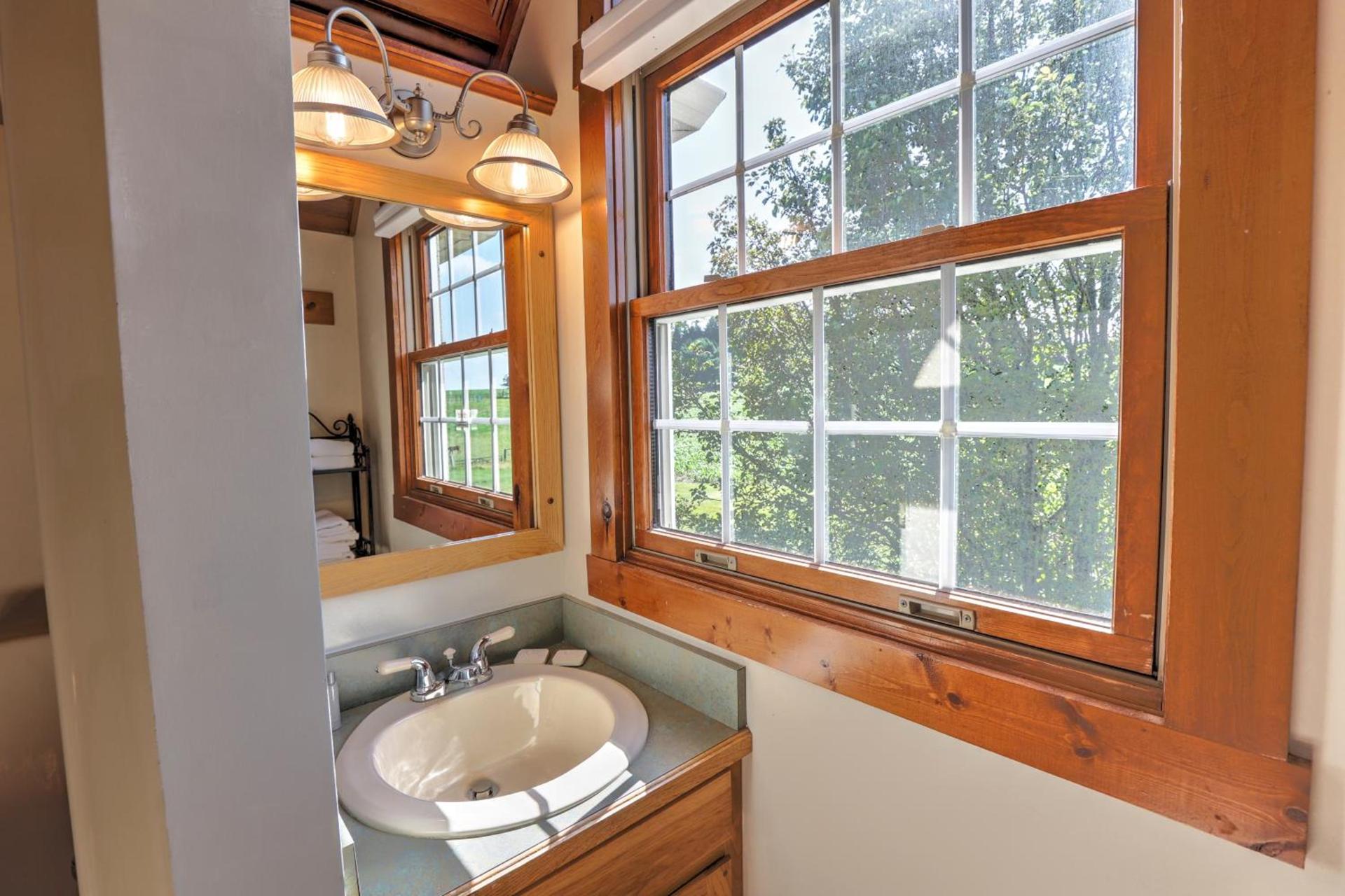 Premier Cottages by Amish Country Lodging photo 47