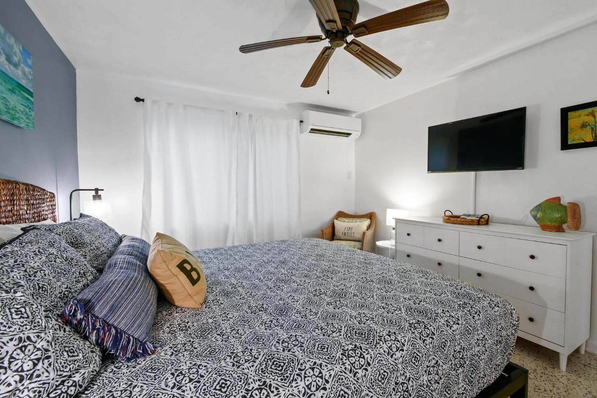 Sunshine shores boutique apartments photo 25