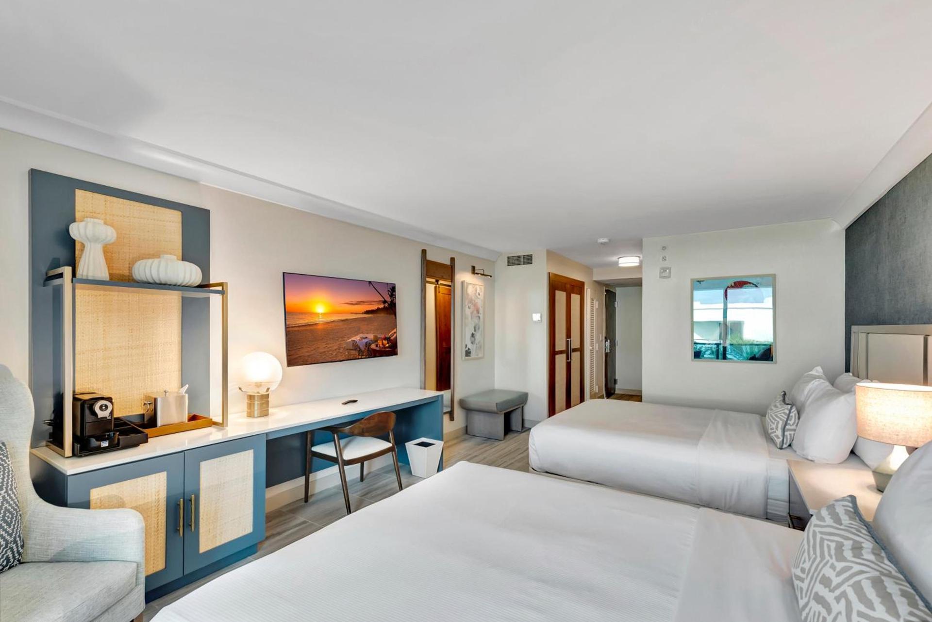 Tideline Palm Beach Ocean Resort and Spa photo 57