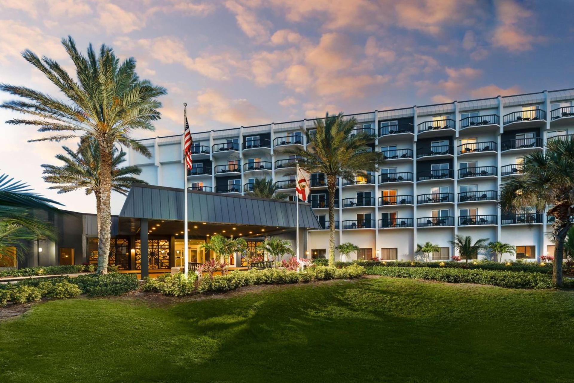 Hilton Garden Inn Cocoa Beach-Oceanfront, FL photo 6