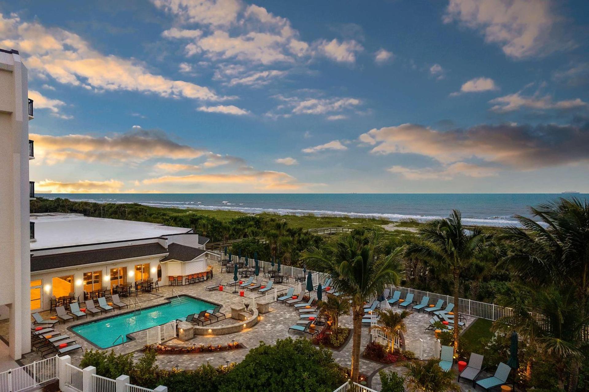 Hilton Garden Inn Cocoa Beach-Oceanfront, FL photo 11