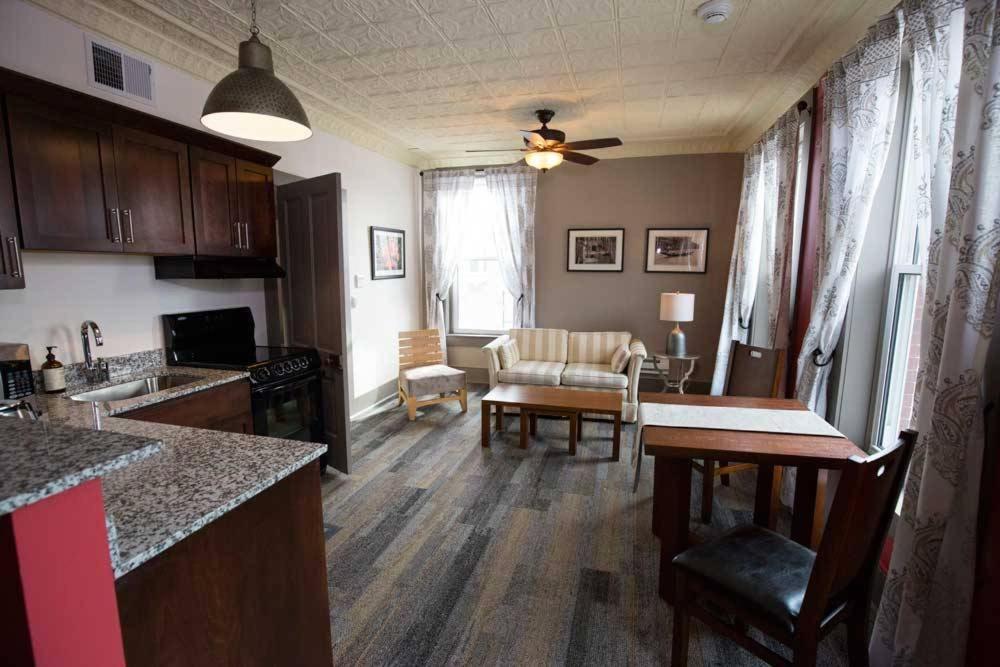 Dodici Night Suites photo 4