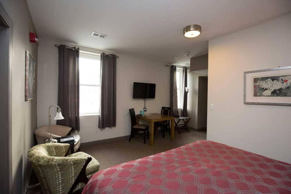 Dodici Night Suites photo 11