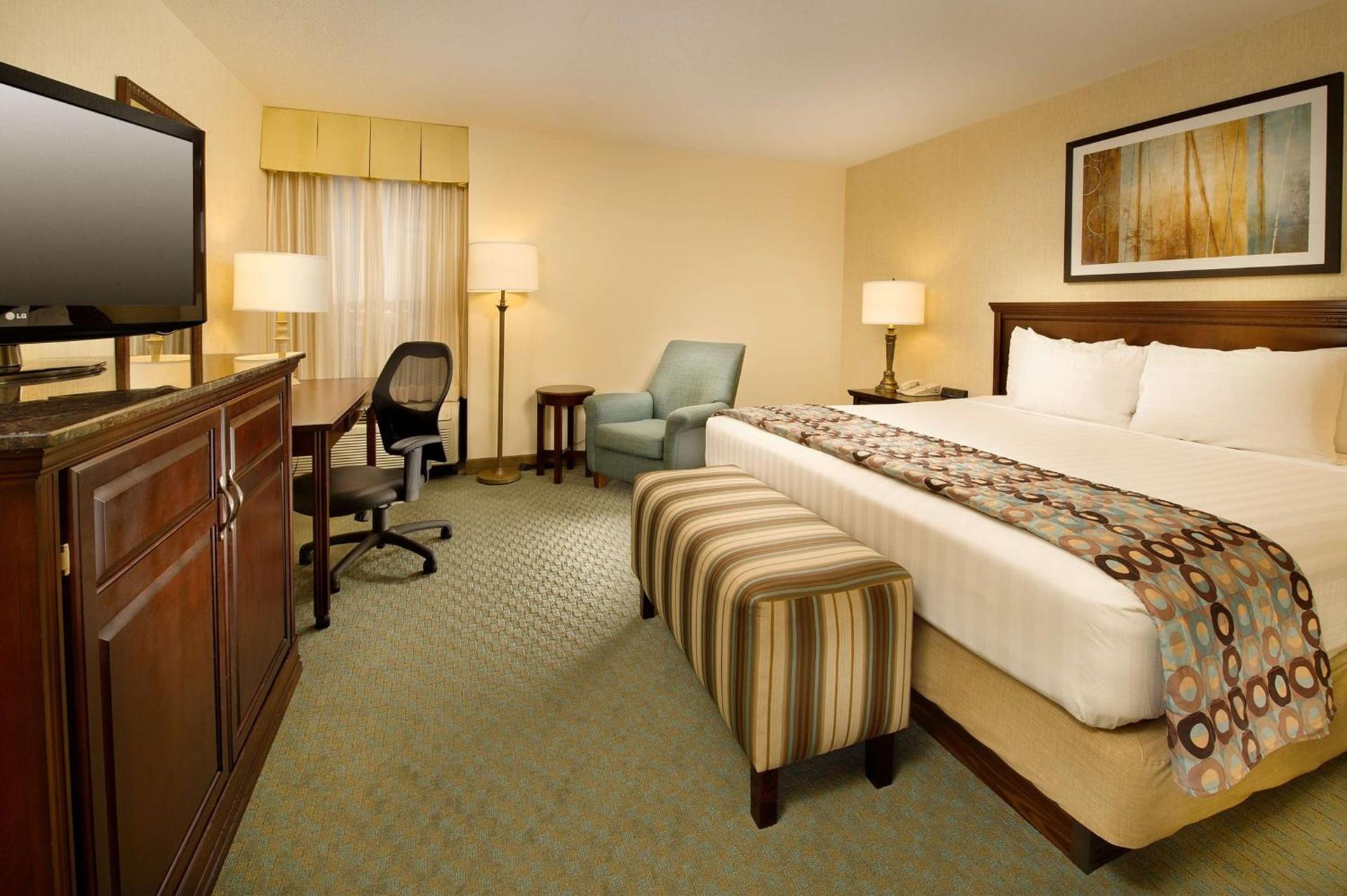 Prado Hotel by Choice Hotels photo 8
