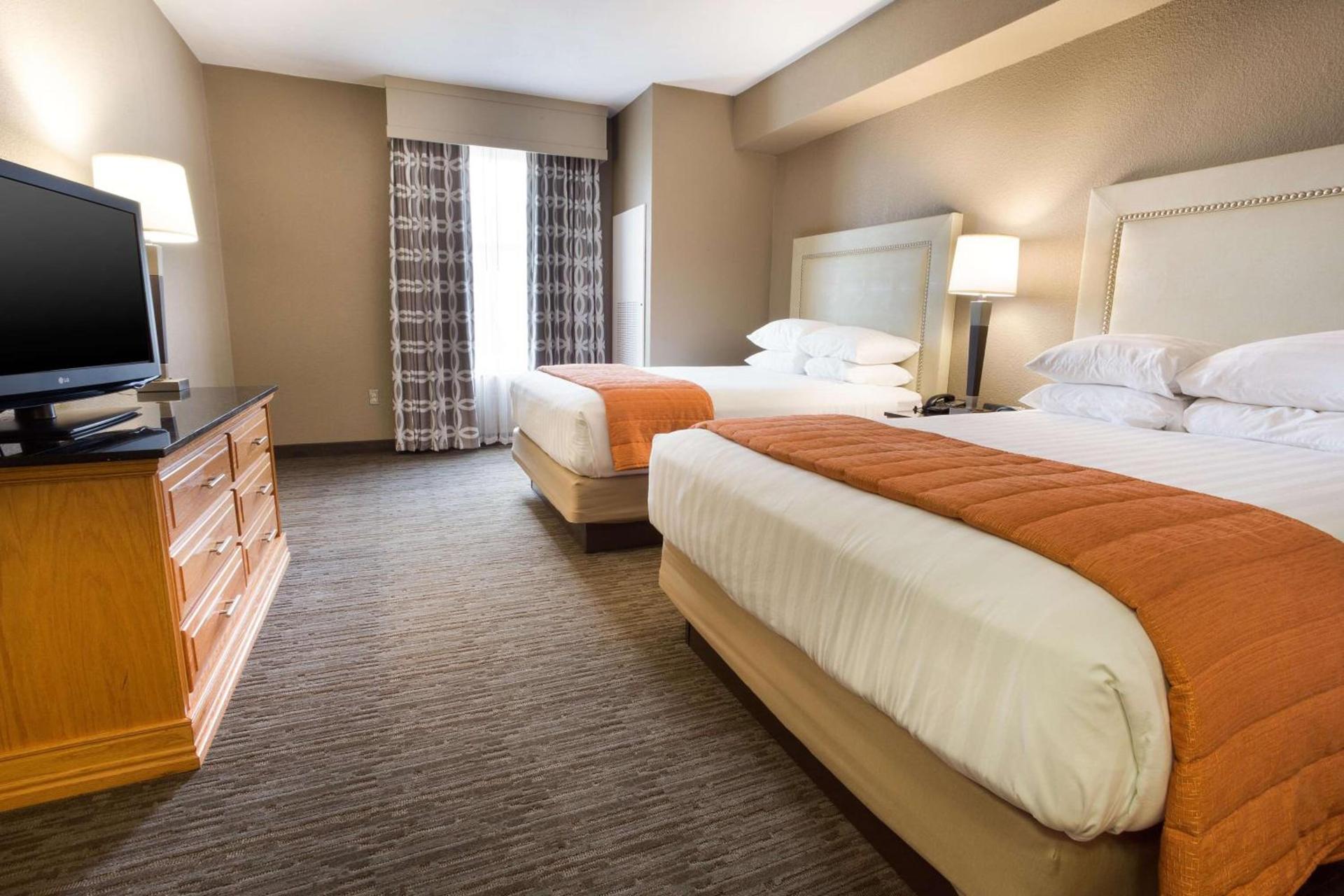 Drury Inn & Suites Lafayette LA photo 9