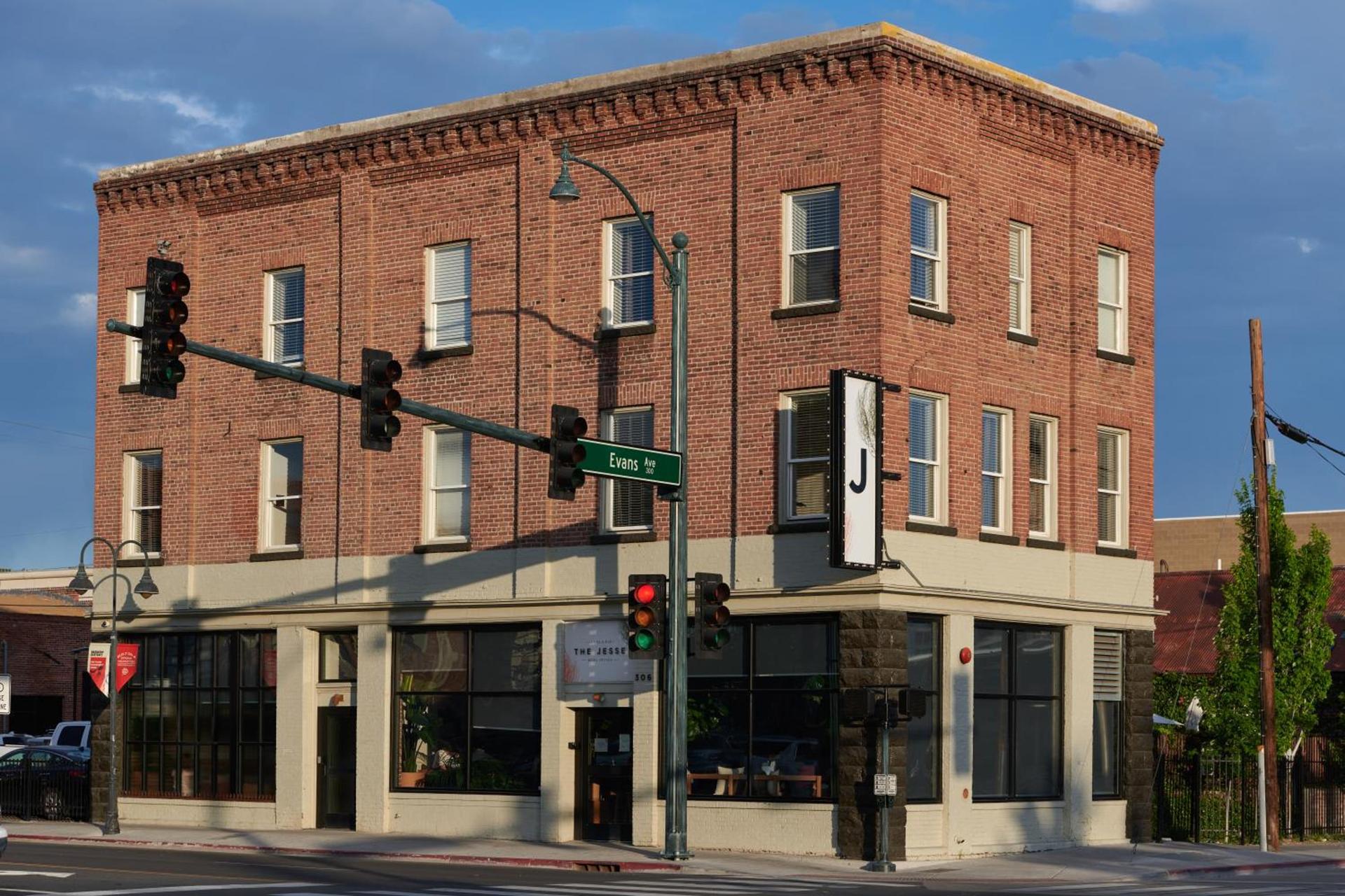 The Jesse Hotel & Bar photo 1