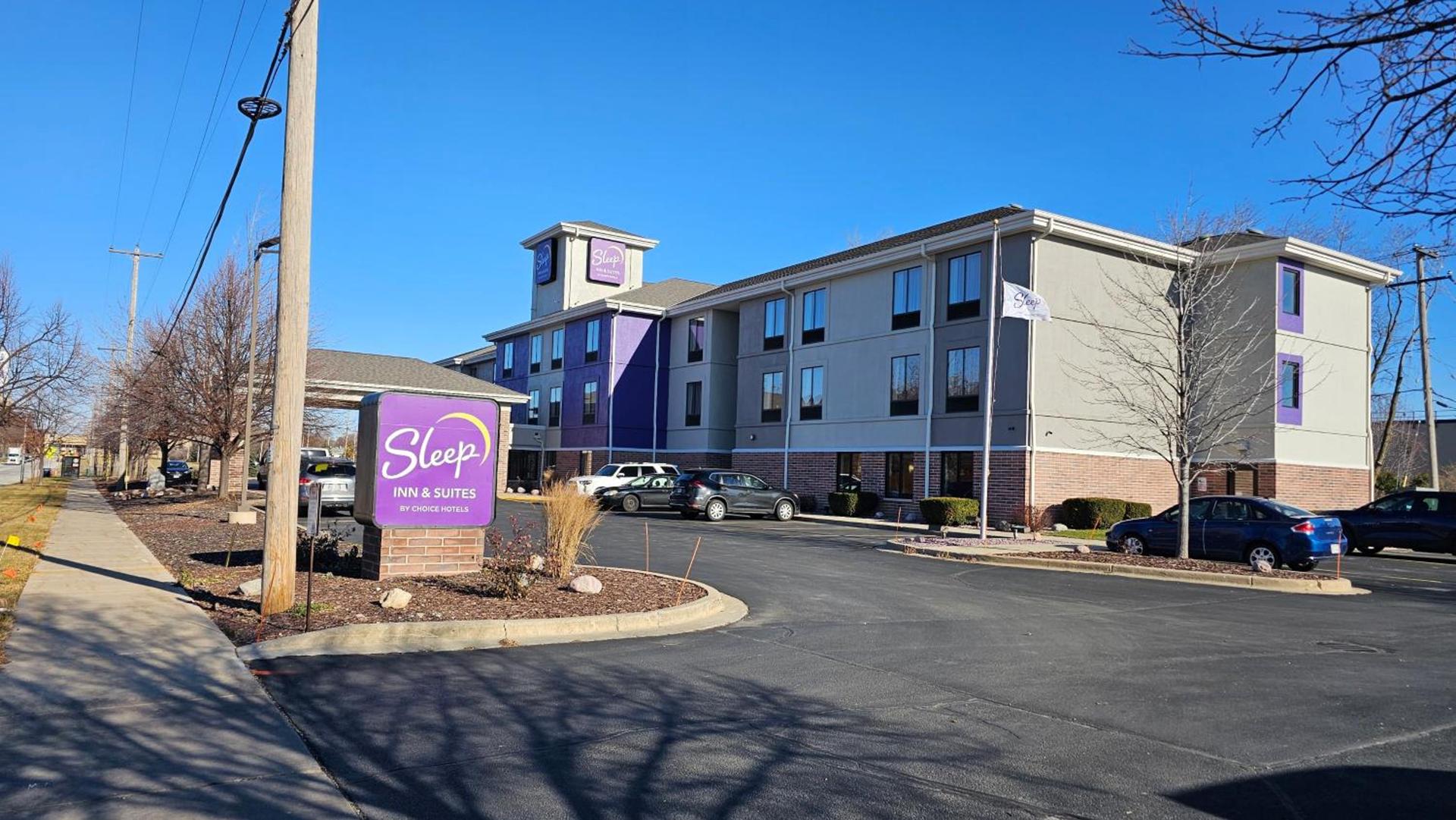 Sleep Inn & Suites Milwaukee Airport photo 29