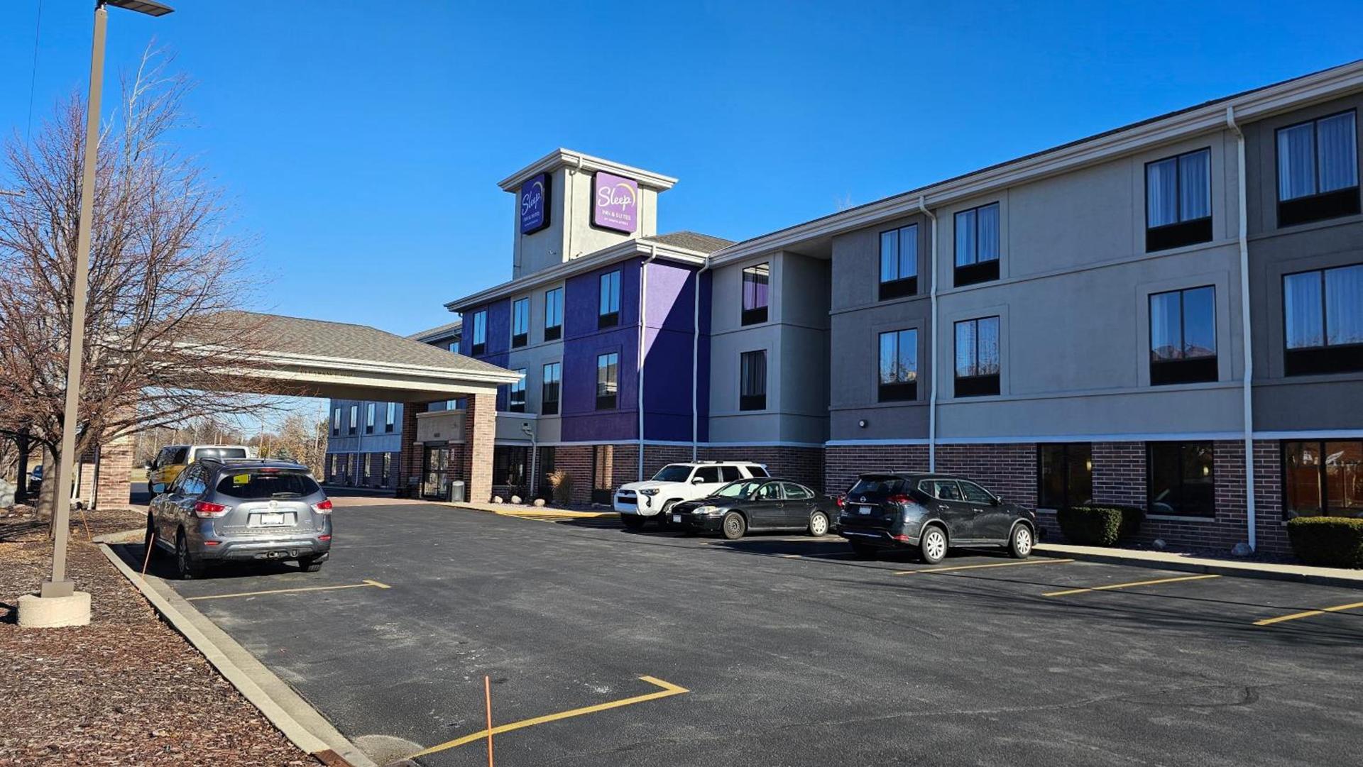 Sleep Inn & Suites Milwaukee Airport — hotel in Milwaukee