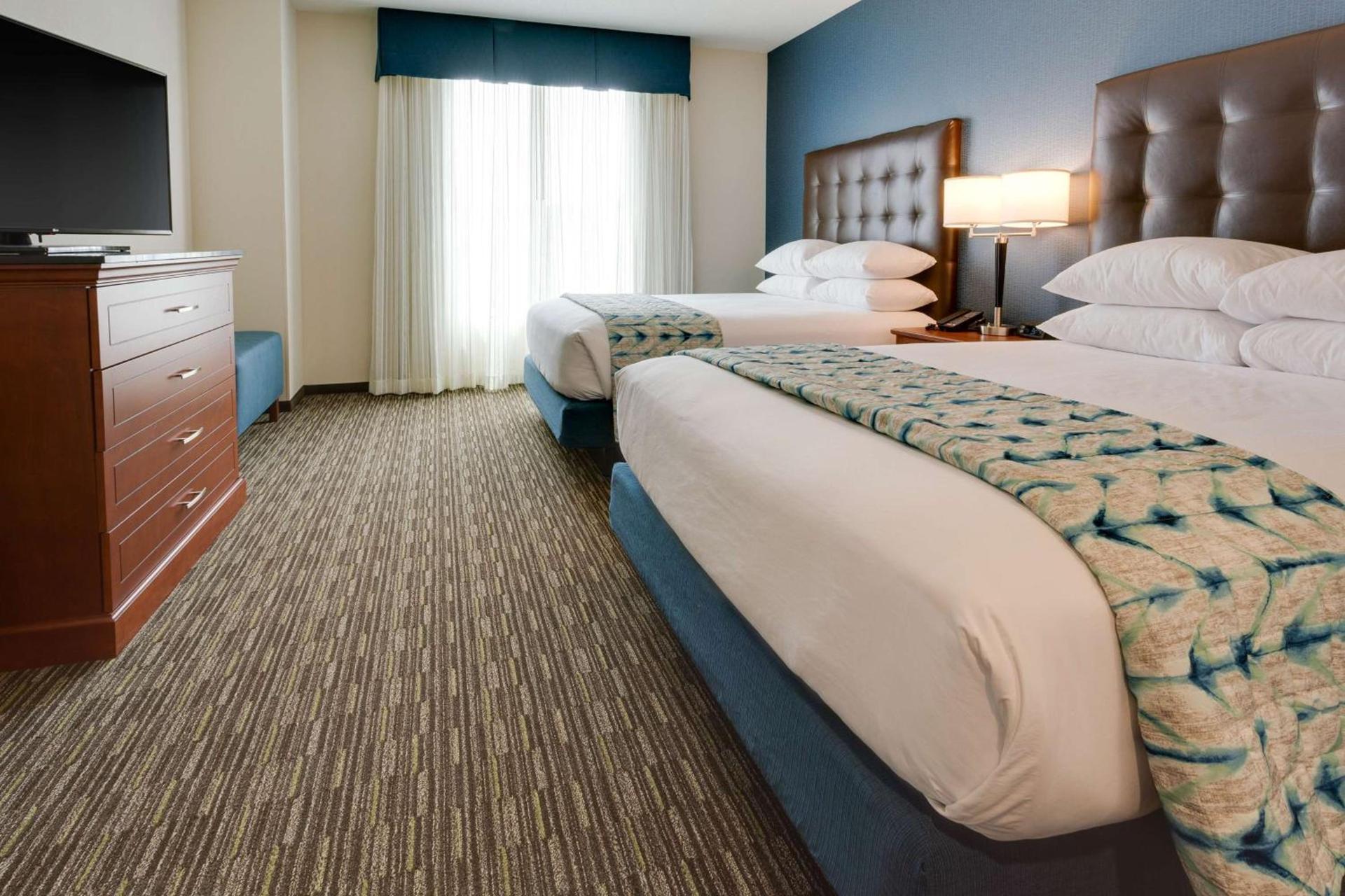 Drury Plaza Hotel Columbia East photo 11