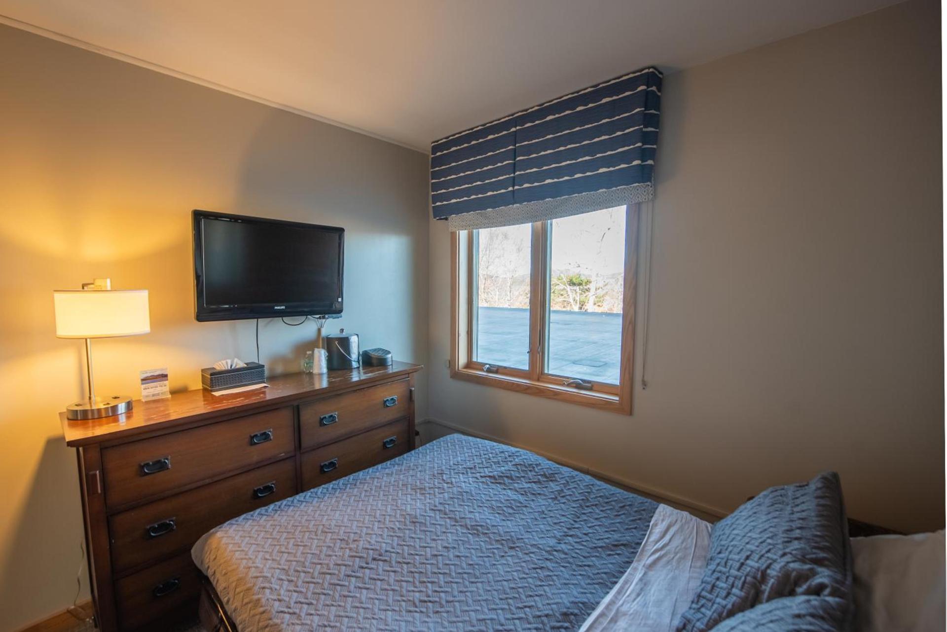 Sugarloaf Inn photo 99