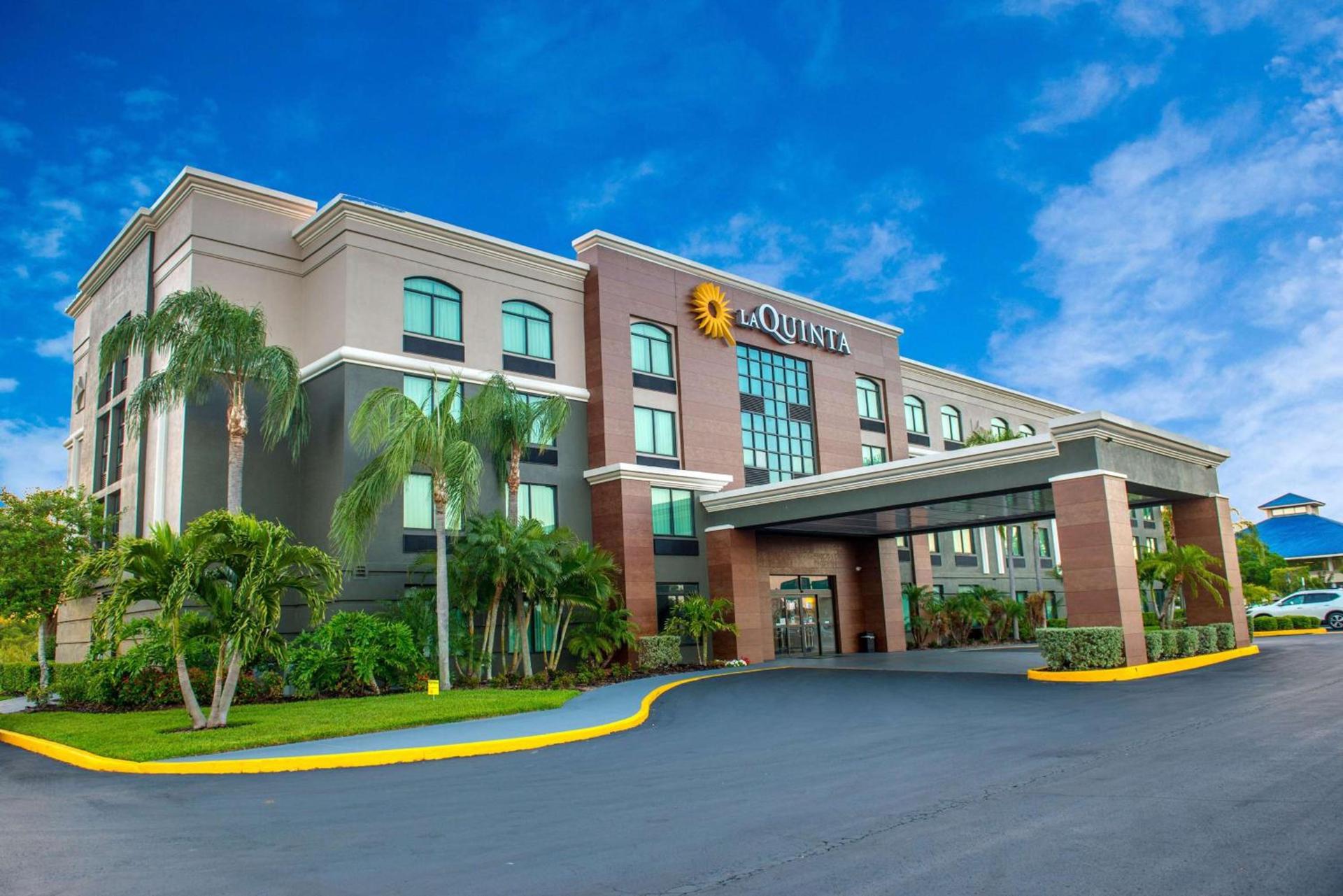 Comfort Inn & Suites Clearwater South - Pinellas Park photo 4
