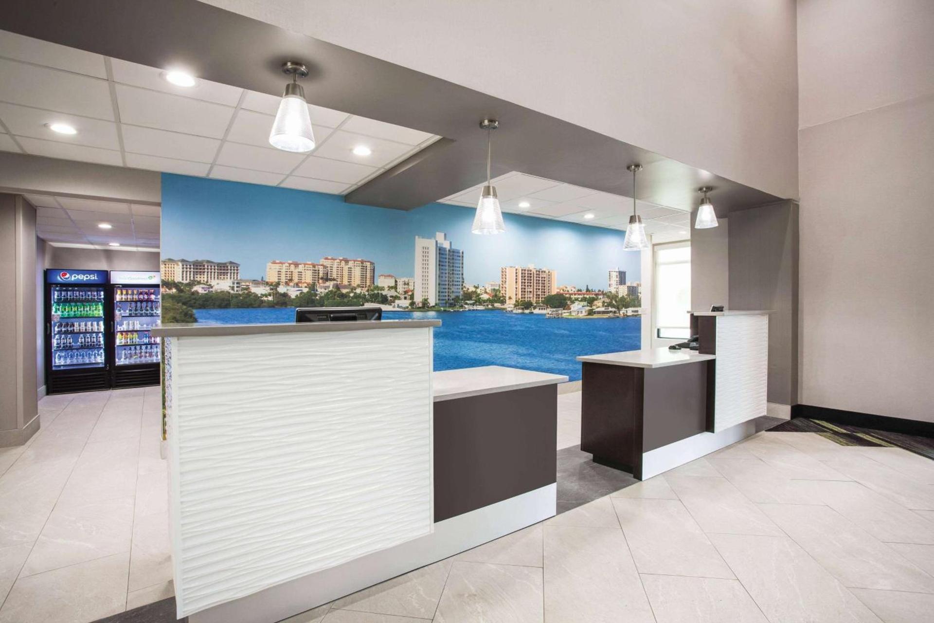 Comfort Inn & Suites Clearwater South - Pinellas Park photo 5