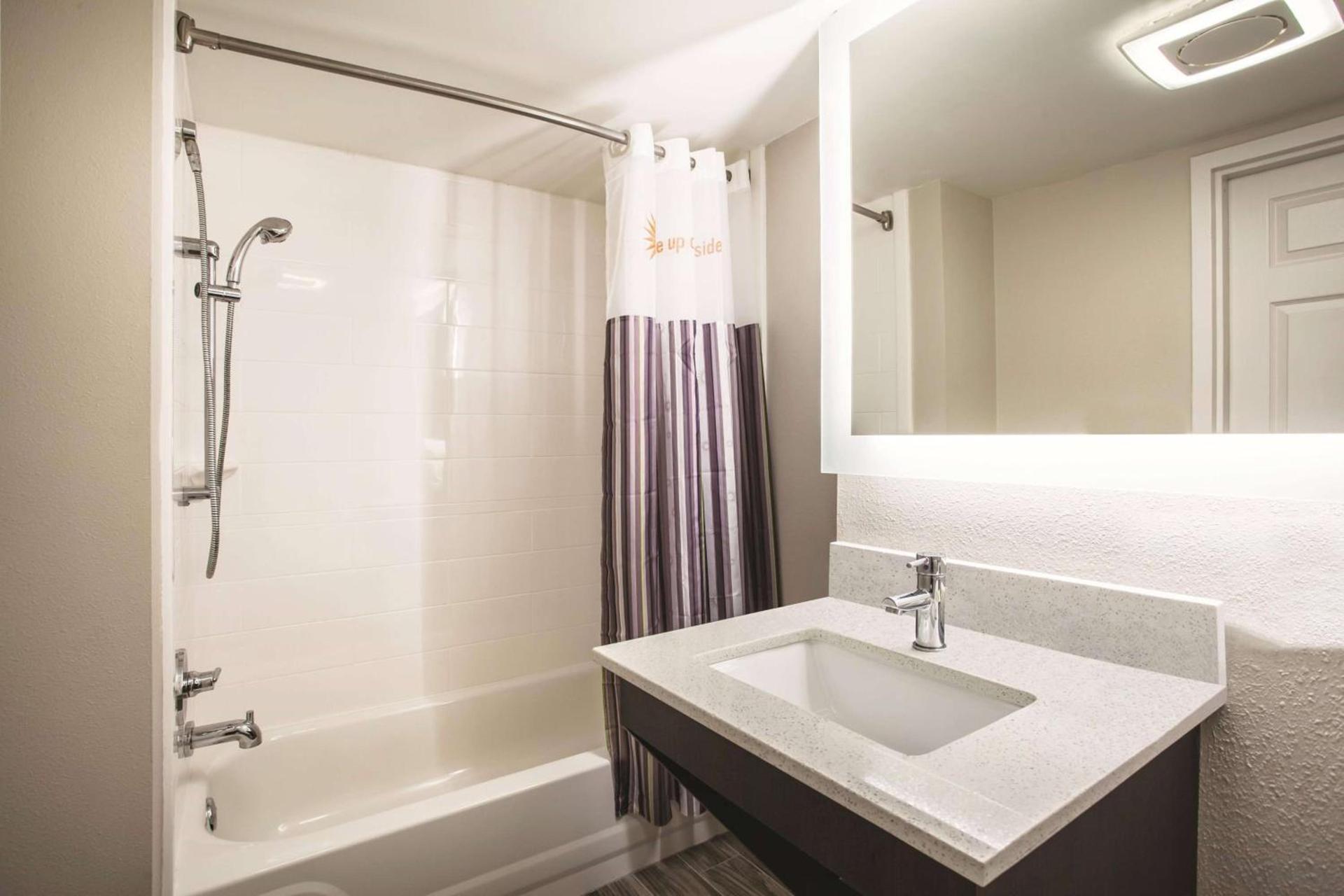 Comfort Inn & Suites Clearwater South - Pinellas Park photo 22