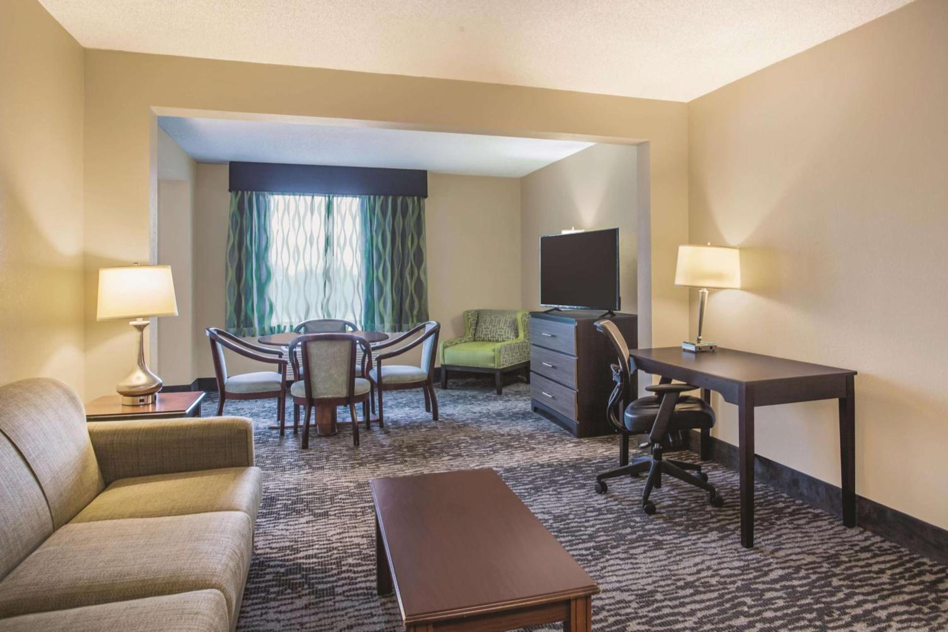 Comfort Inn & Suites Clearwater South - Pinellas Park photo 23