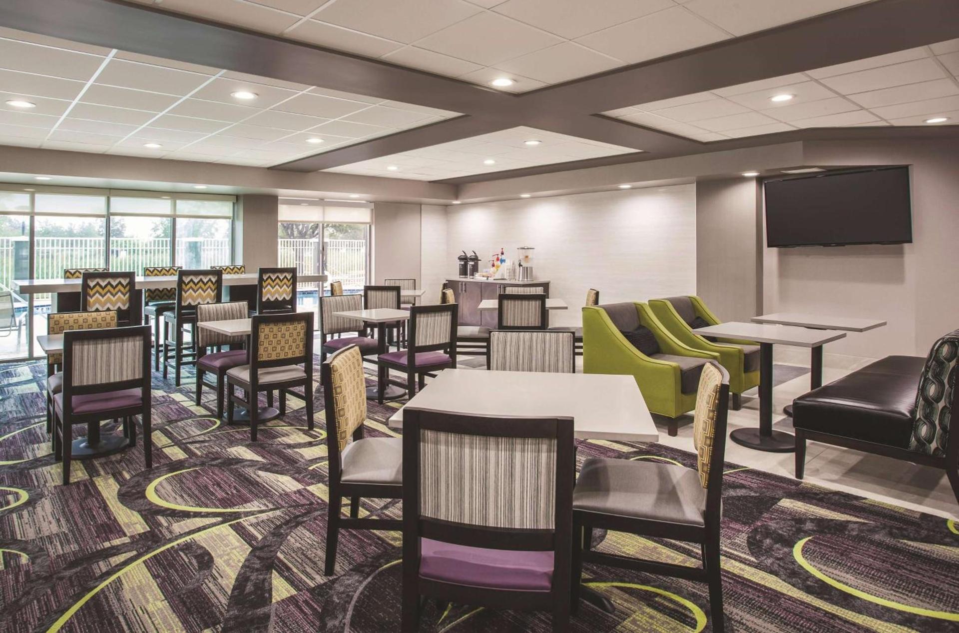 Comfort Inn & Suites Clearwater South - Pinellas Park photo 29