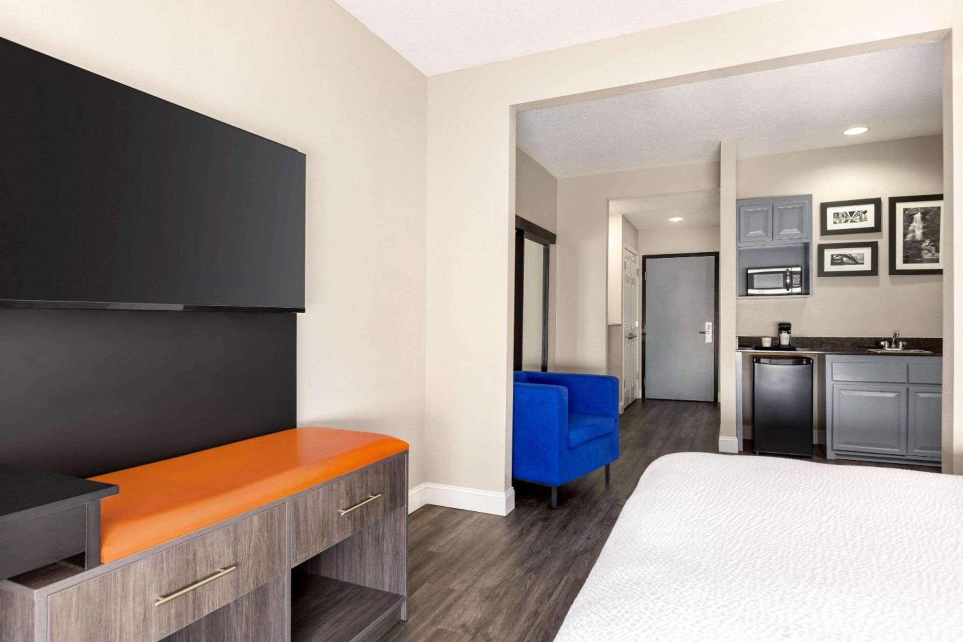 La Quinta by Wyndham Mt. Laurel - Philadelphia photo 25