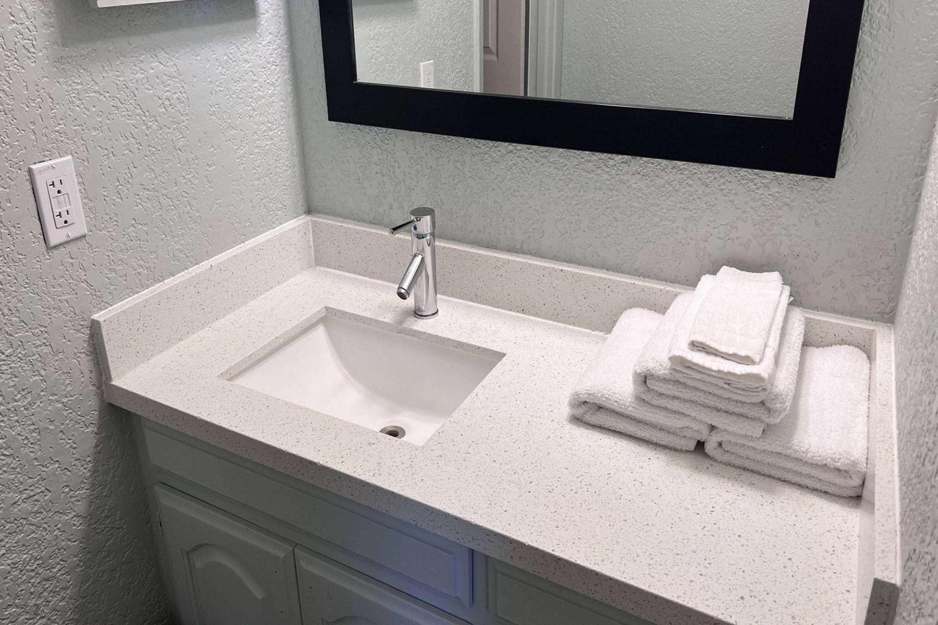 Sulphur Extended Stay photo 62