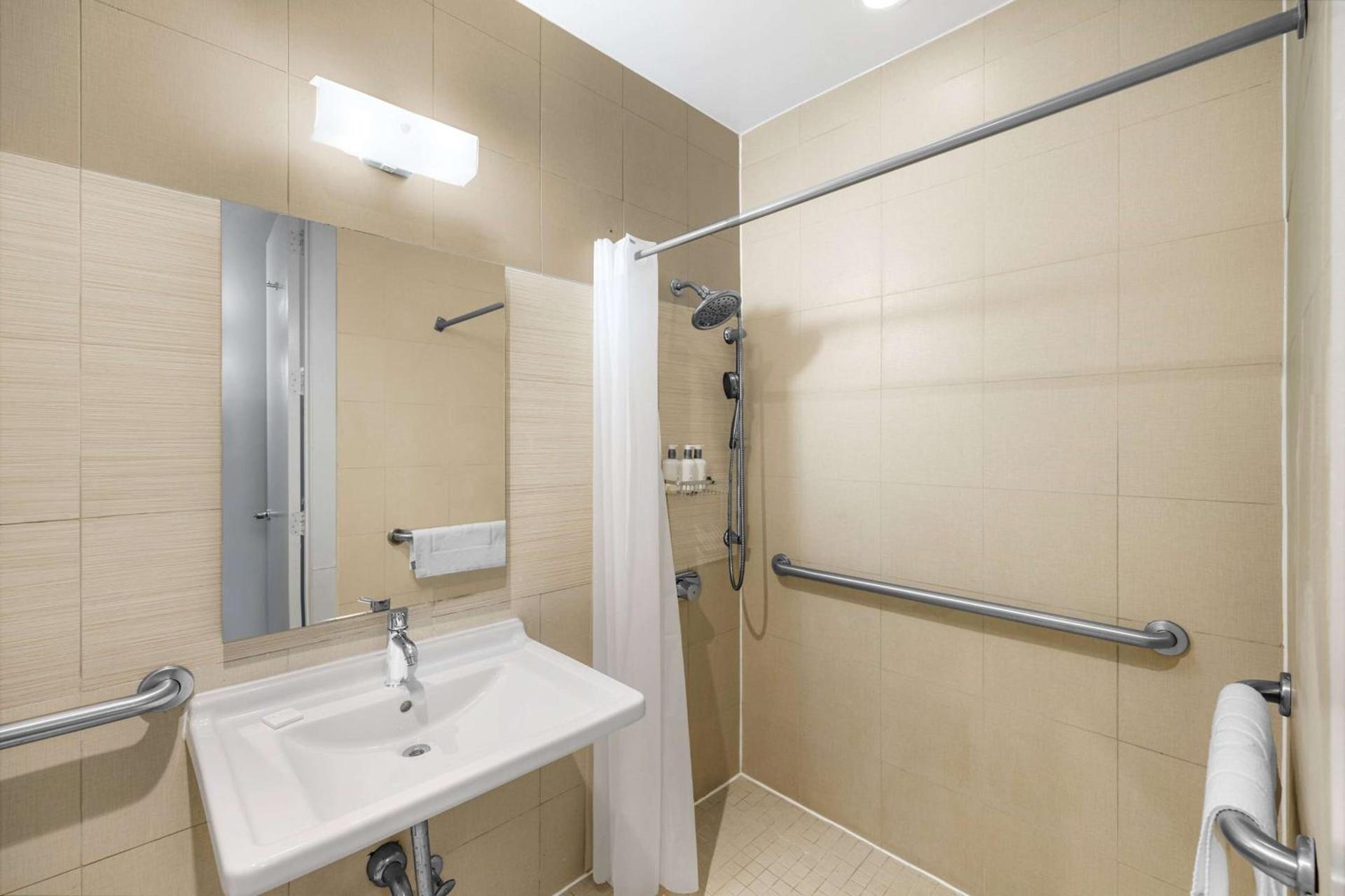 Hotel 27 by LuxUrban photo 3