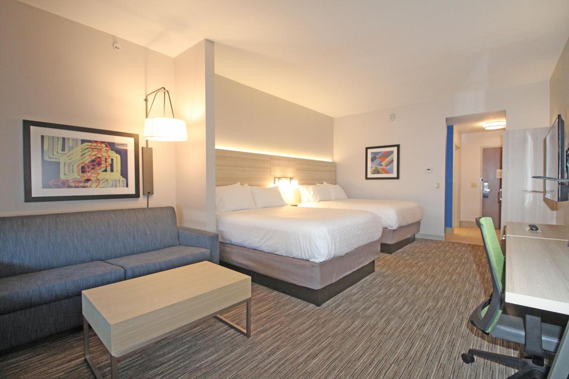 Holiday Inn Express & Suites Ocala by IHG photo 6