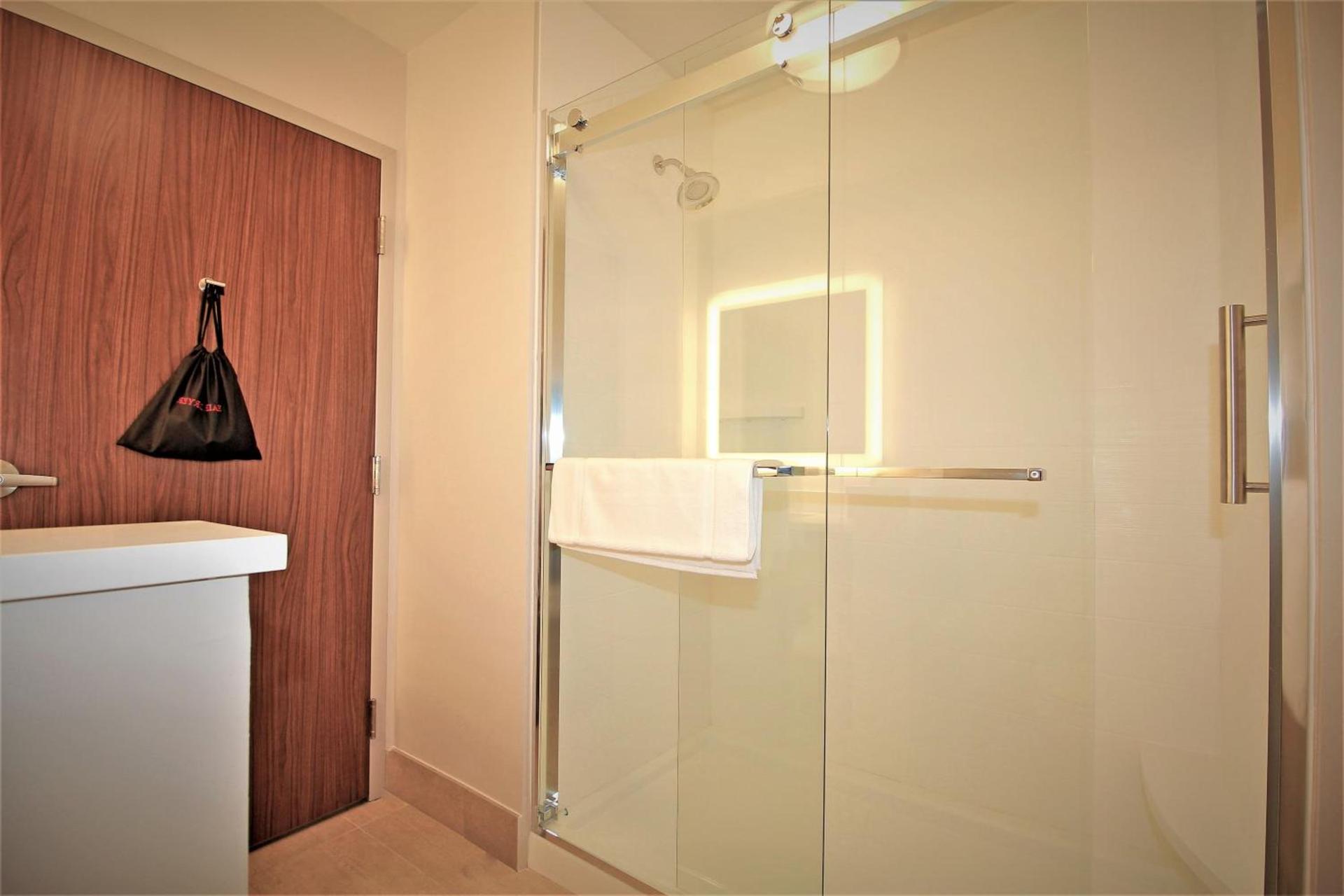 Holiday Inn Express & Suites Ocala by IHG photo 7