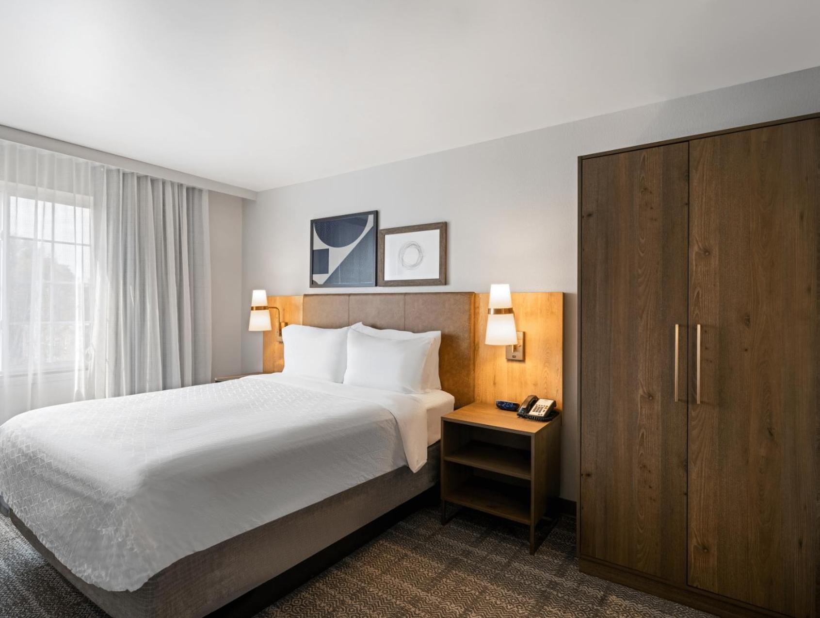 Staybridge Suites Rochester University by IHG photo 20