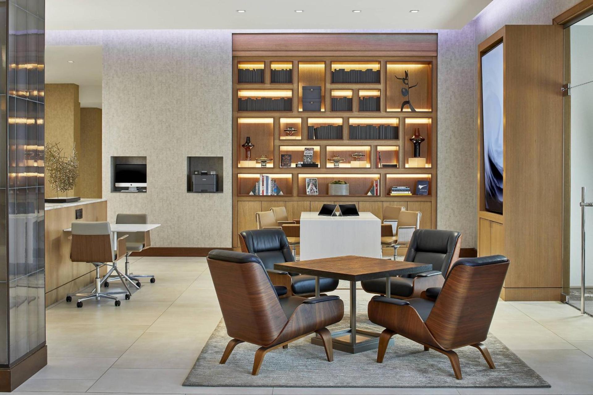AC Hotel by Marriott Atlanta Airport Gateway photo 25