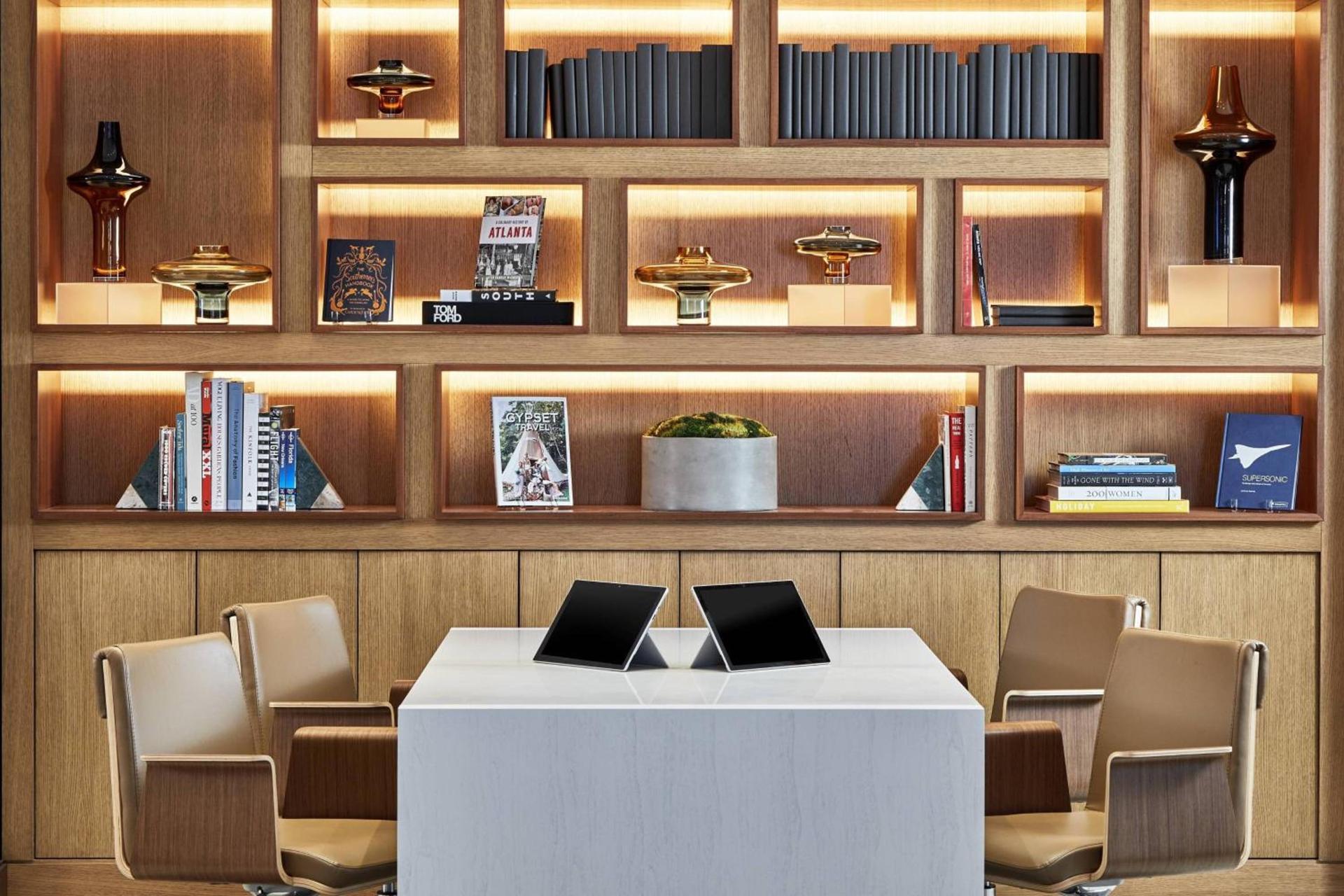 AC Hotel by Marriott Atlanta Airport Gateway photo 26