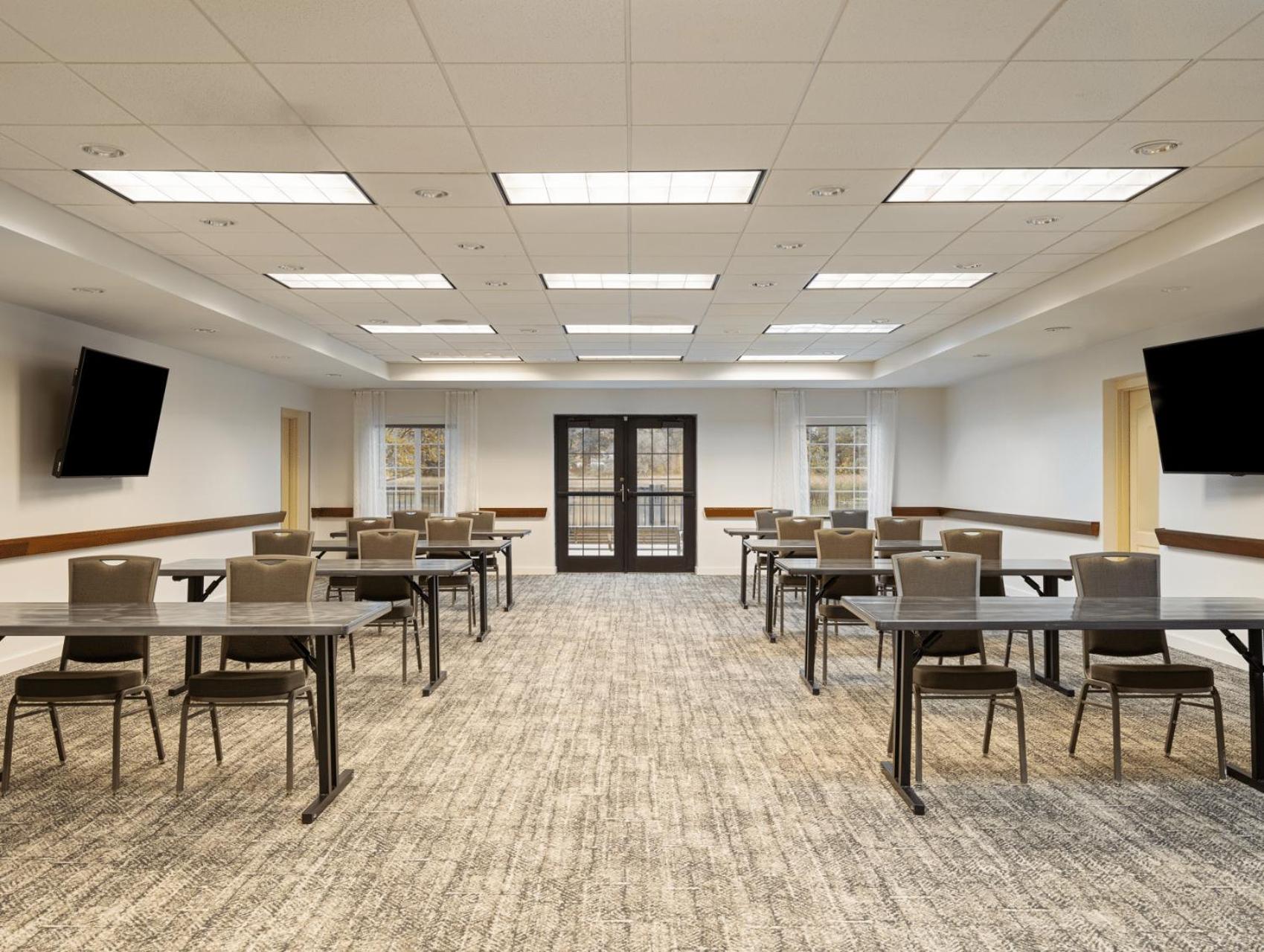 Staybridge Suites Rochester University by IHG photo 30