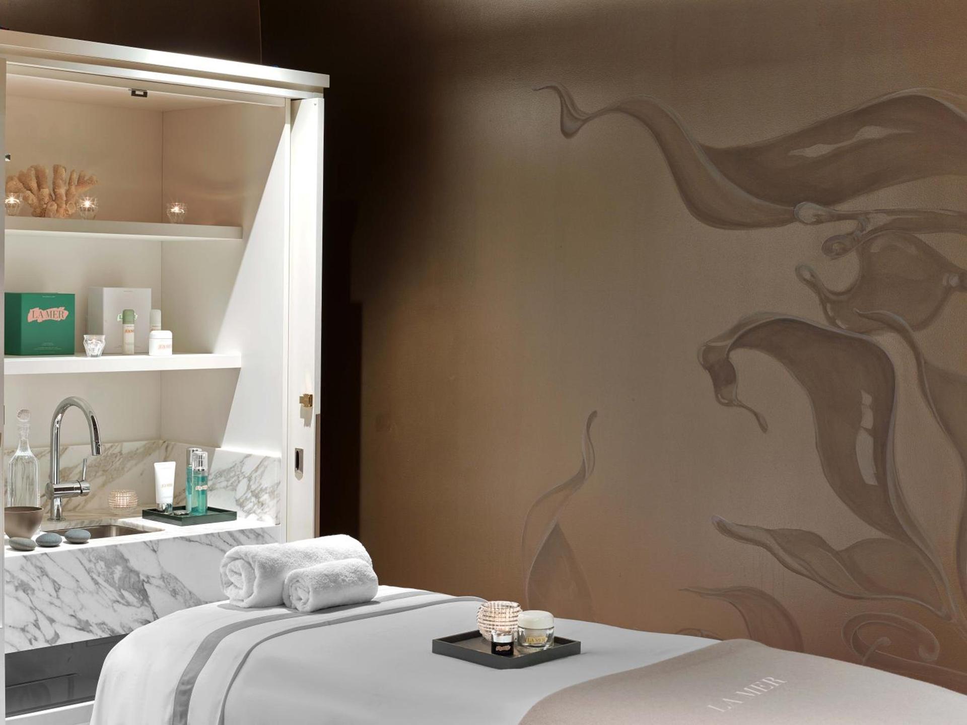Baccarat Hotel and Residences New York photo 24