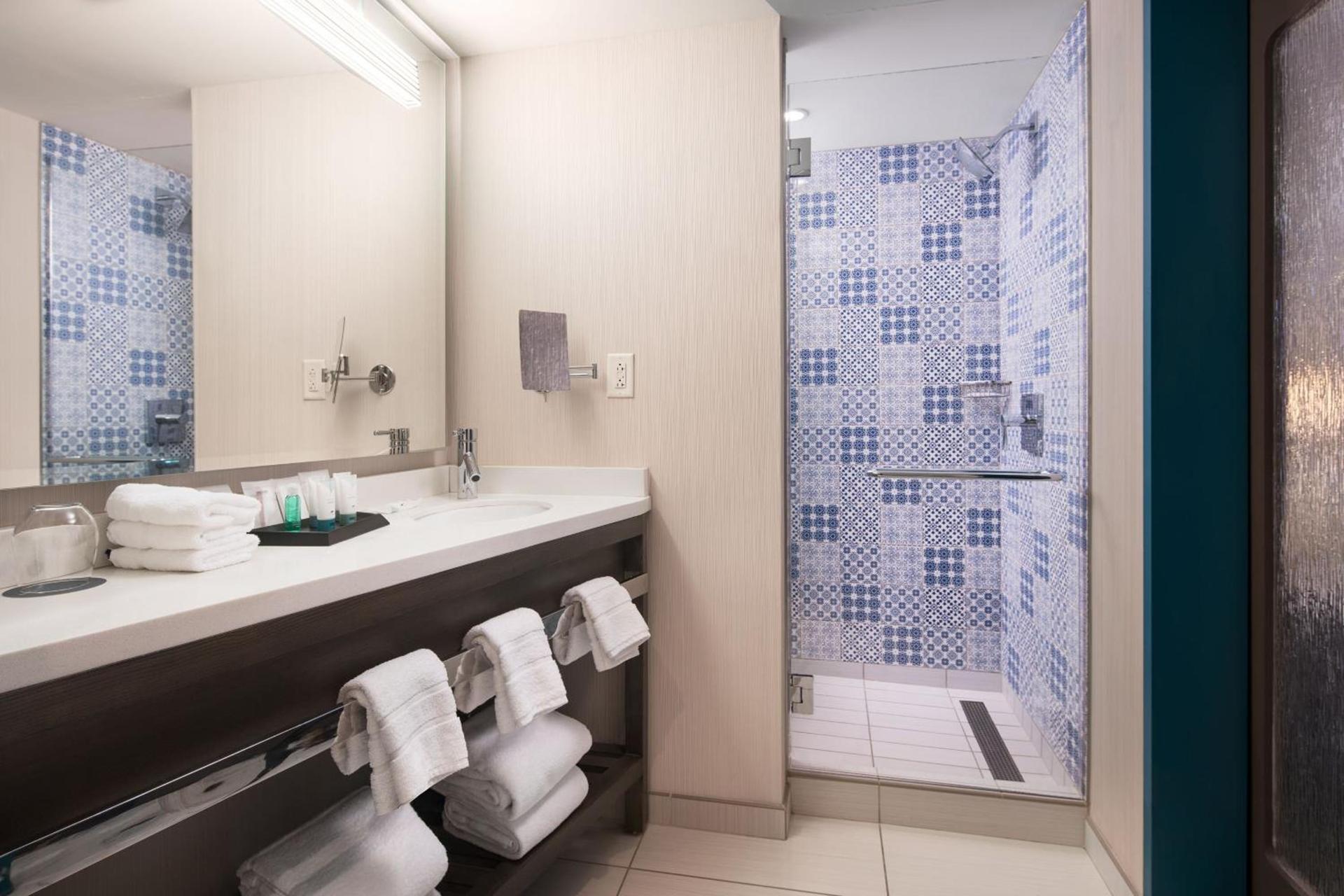 The Westin Cleveland Downtown - NEWLY RENOVATED photo 31