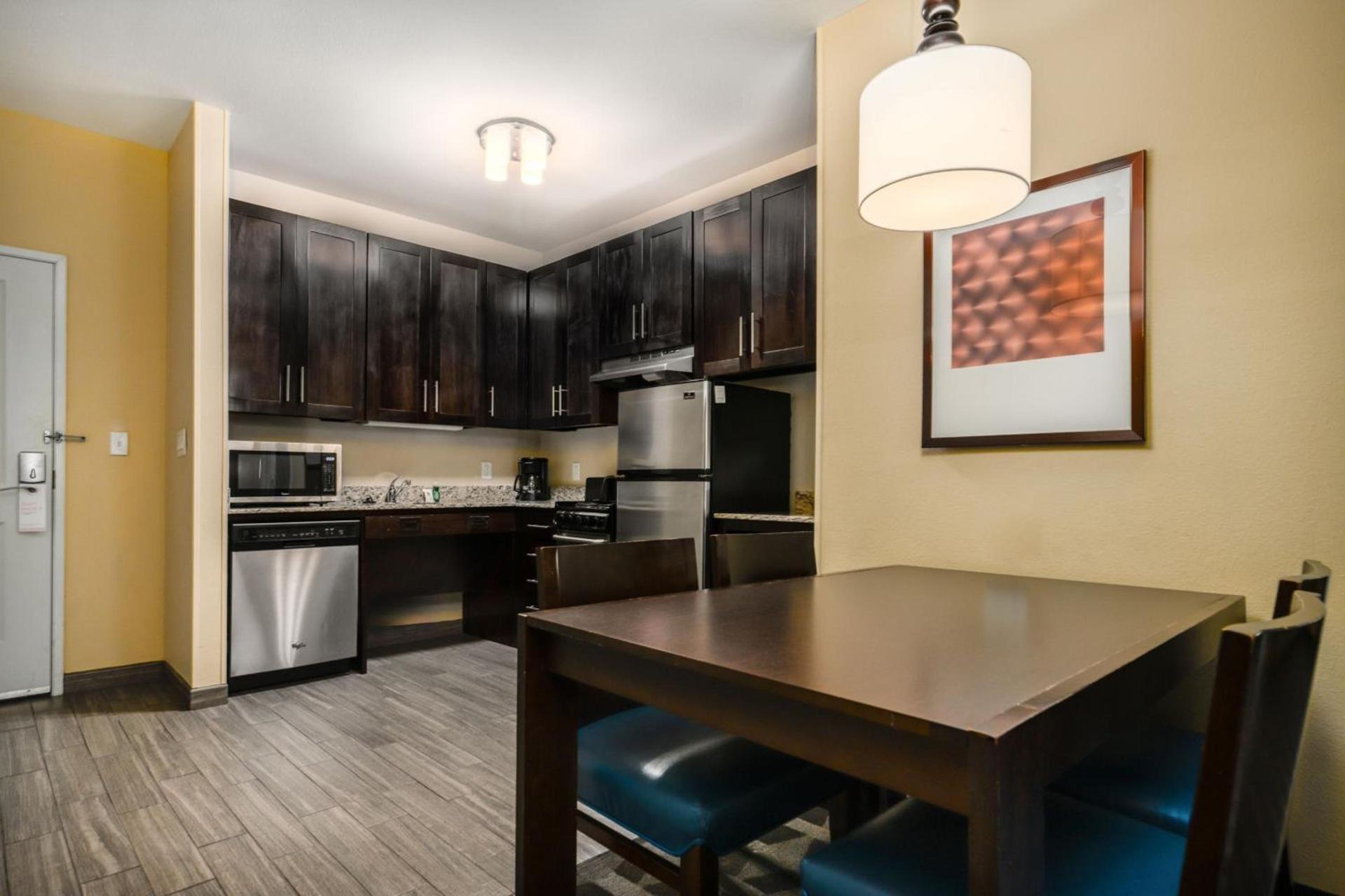 TownePlace Suites by Marriott Houston Galleria Area photo 10