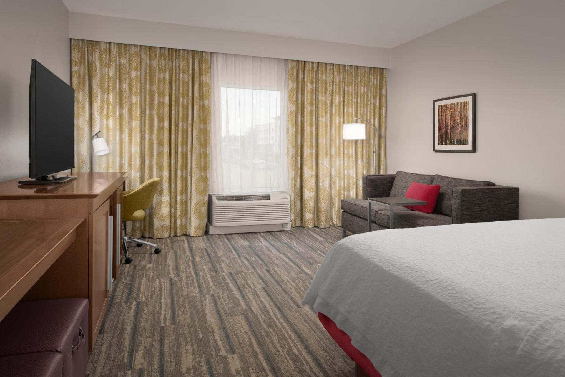 Hampton Inn & Suites Orangeburg, SC photo 56