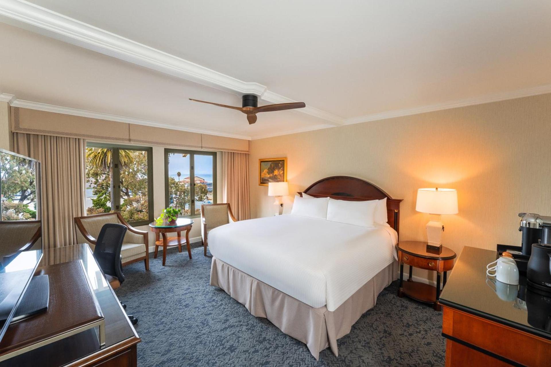Monterey Plaza Hotel & Spa photo 34