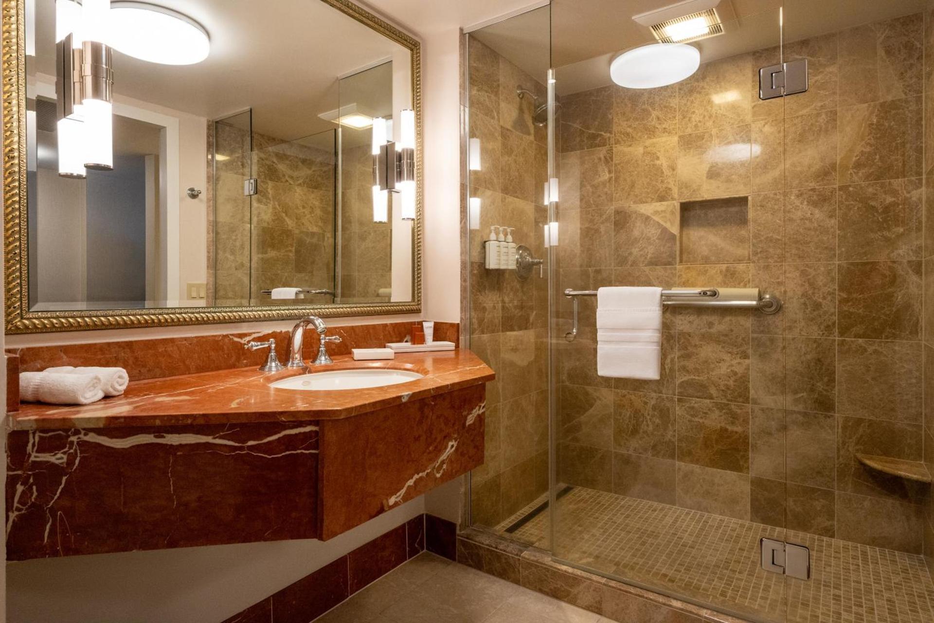 Monterey Plaza Hotel & Spa photo 36
