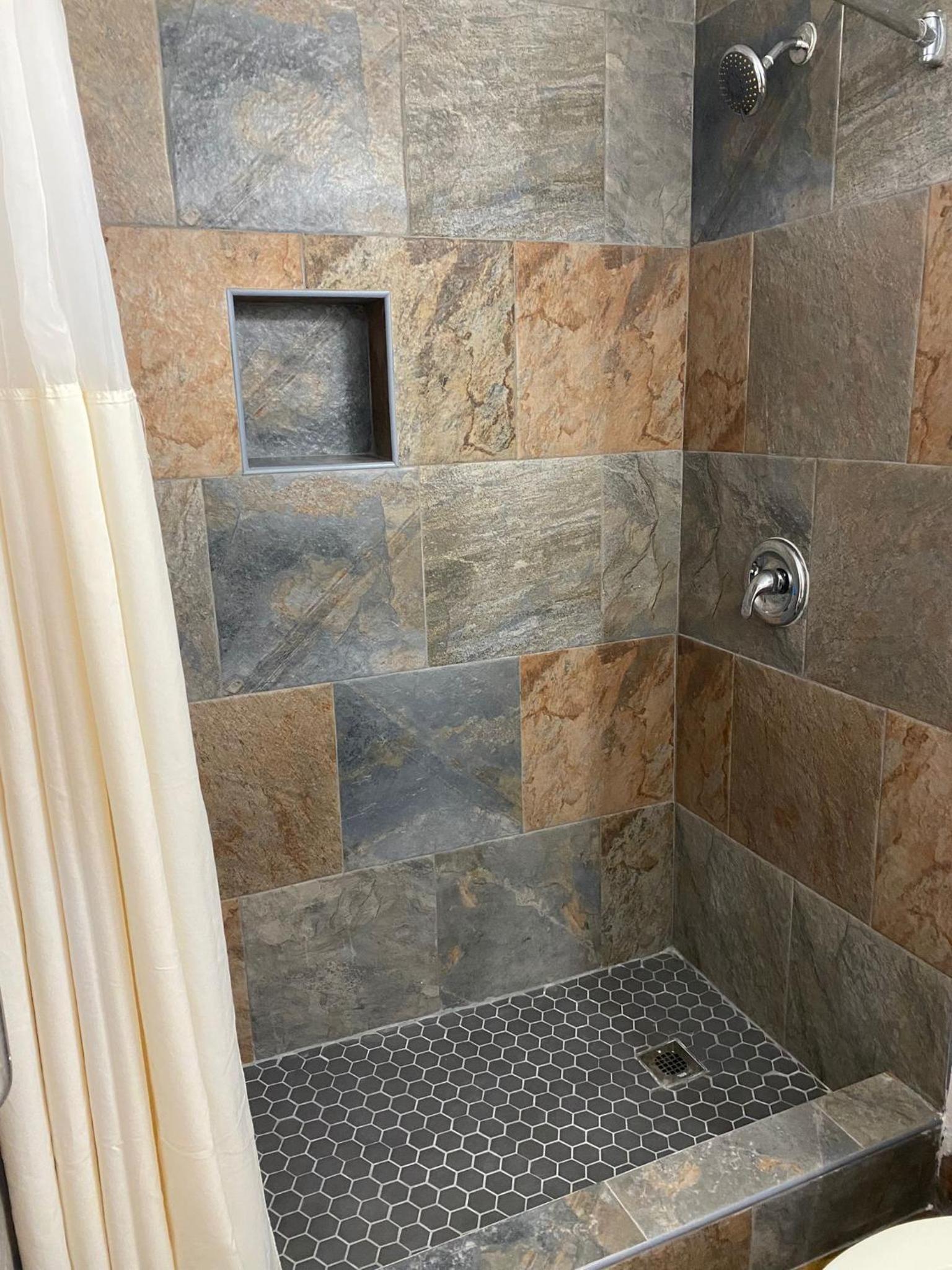 Texas Inn and Suites Raymondville photo 92