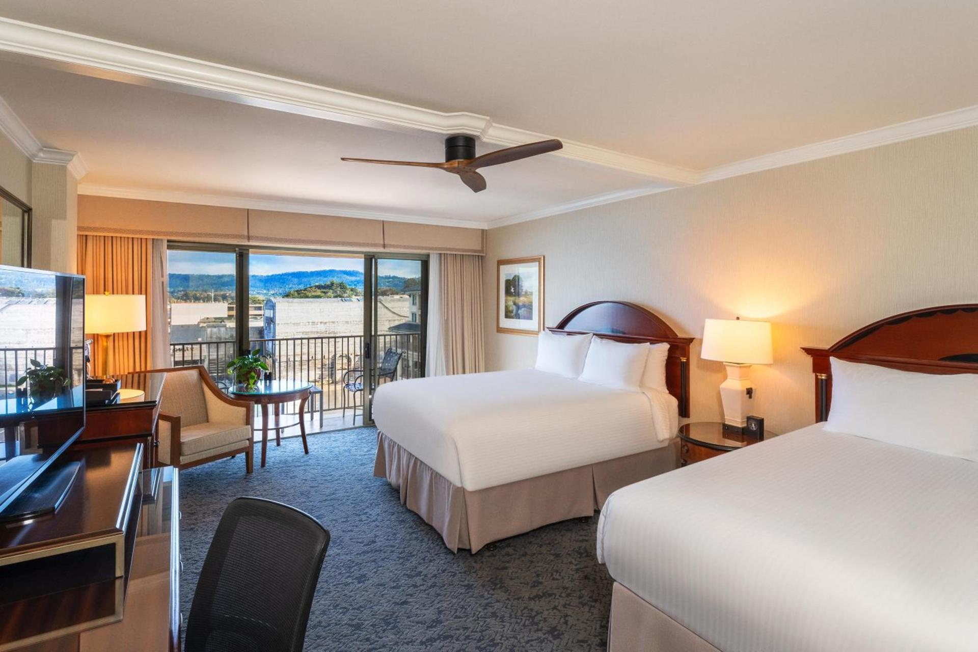 Monterey Plaza Hotel & Spa photo 38