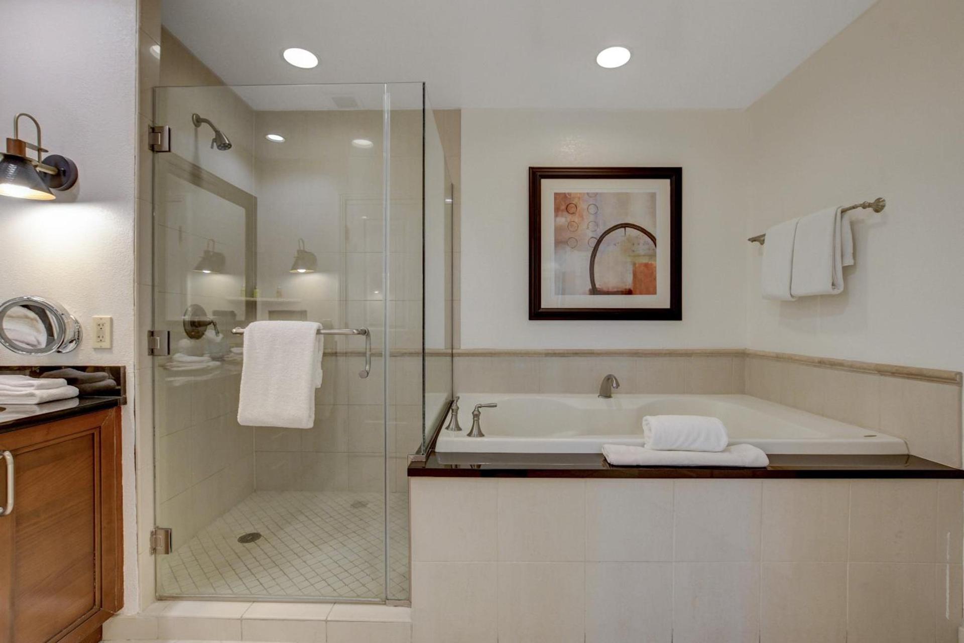 Blu Cashmere Premium Suite : MGM Signature Hotel photo 49