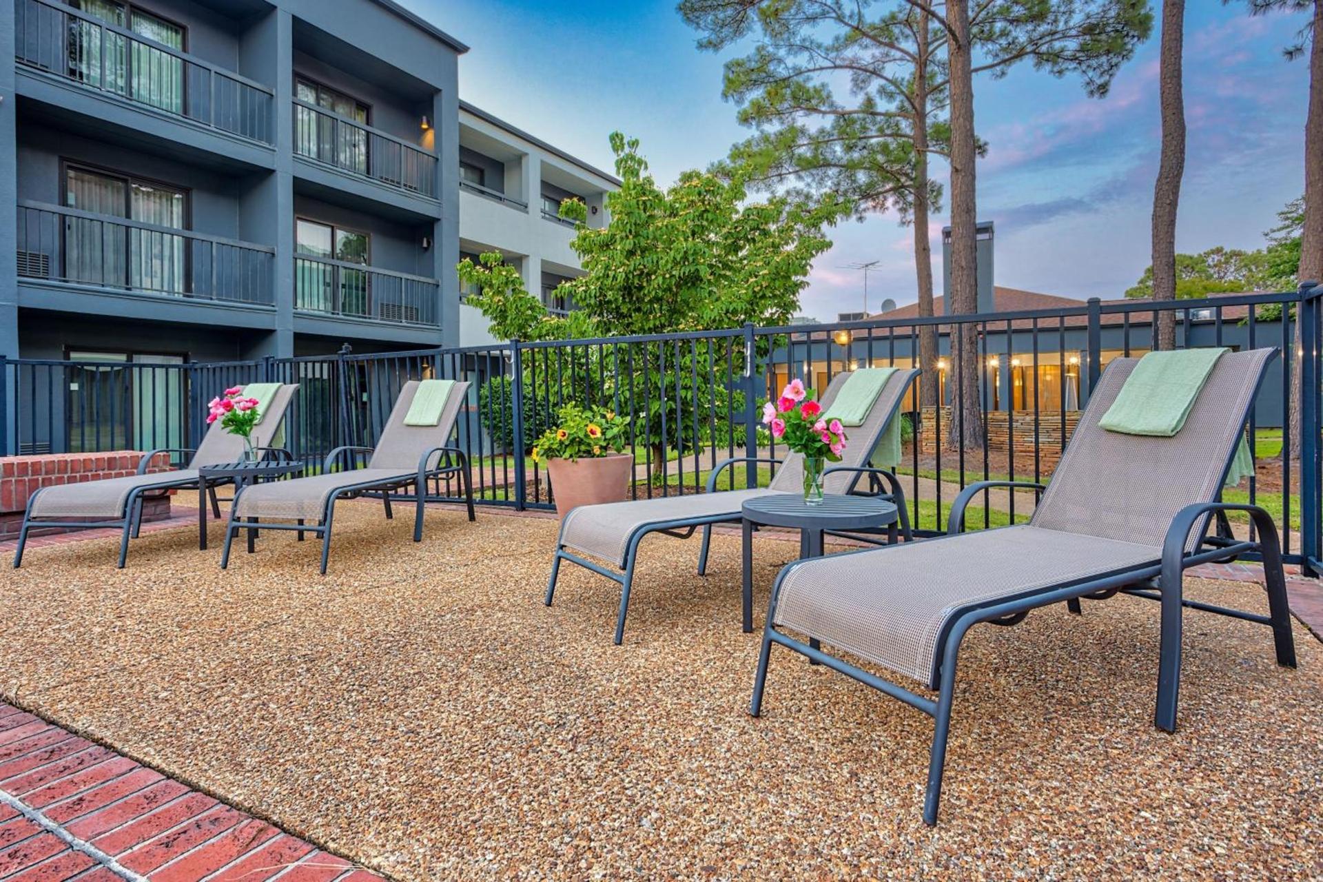 Country Inn & Suites by Radisson, Hampton Coliseum photo 54