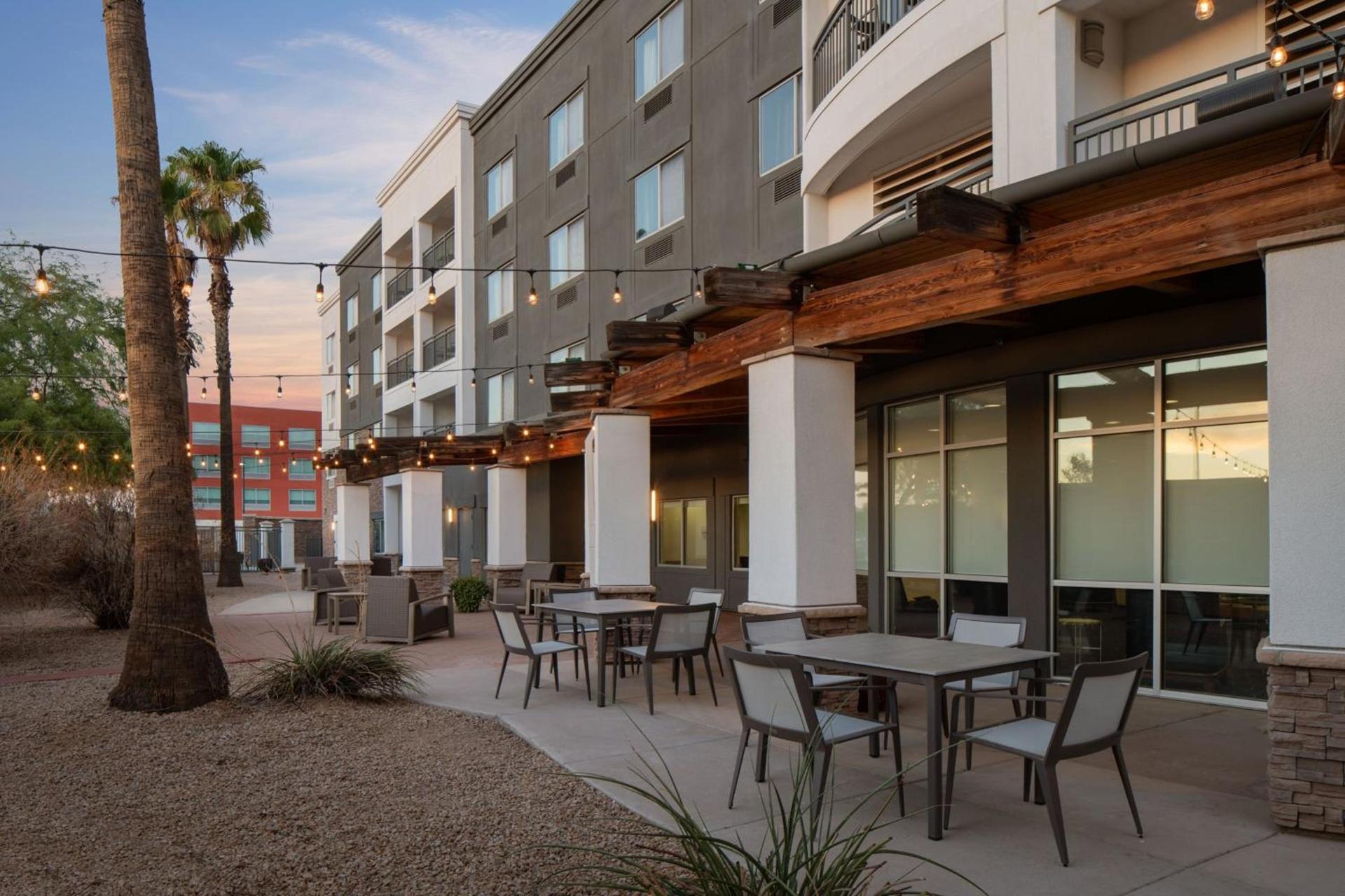 Courtyard by Marriott Phoenix West/Avondale photo 78