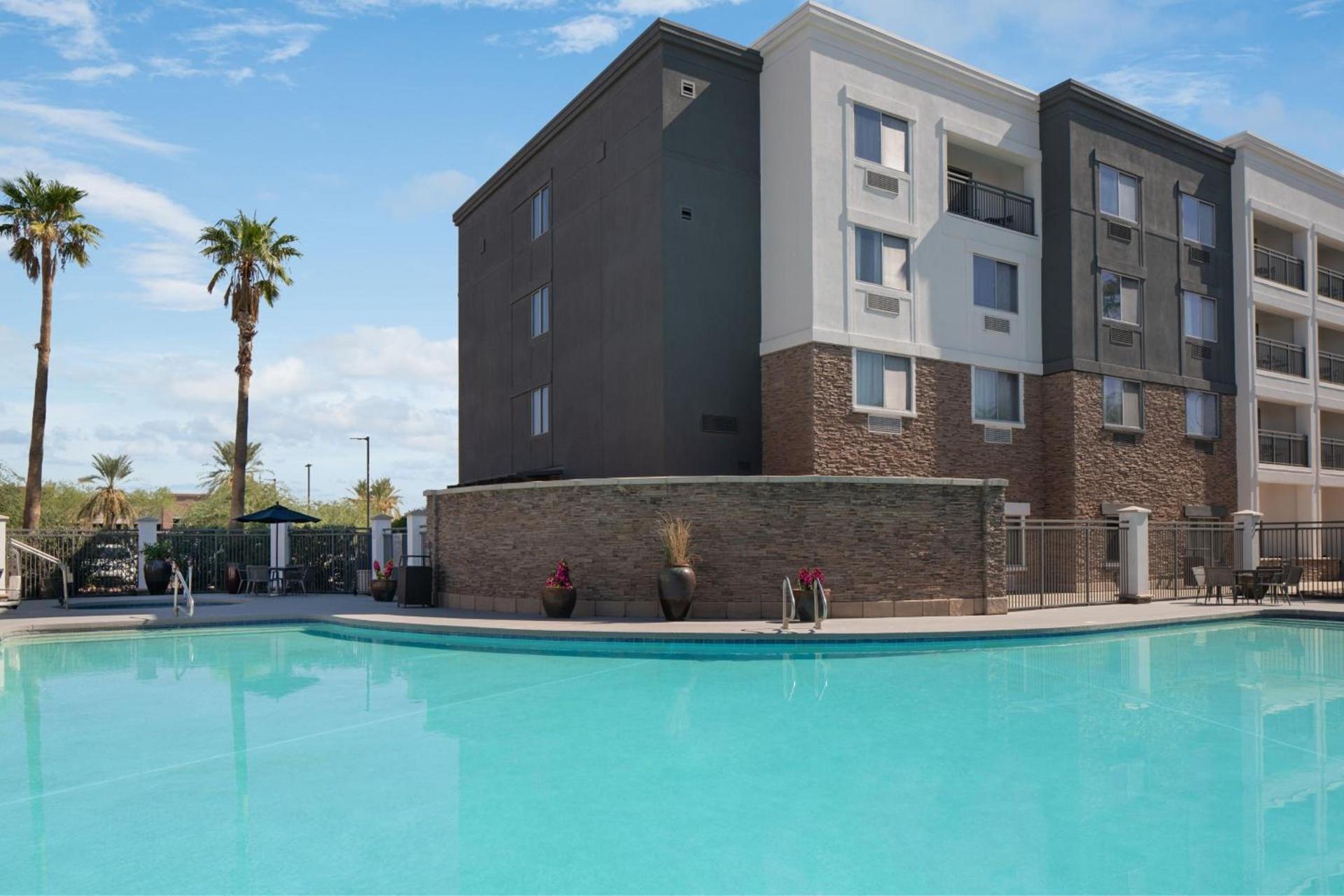 Courtyard by Marriott Phoenix West/Avondale photo 88