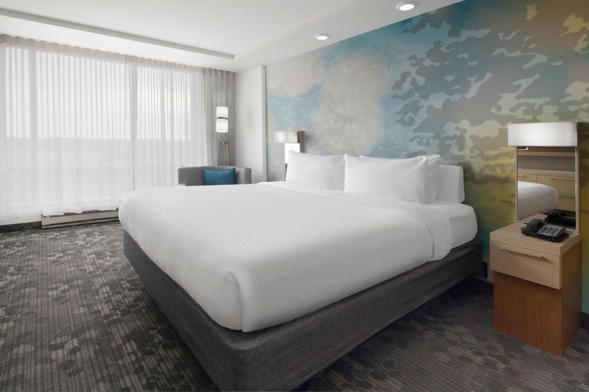 Courtyard by Marriott Edina Bloomington photo 23