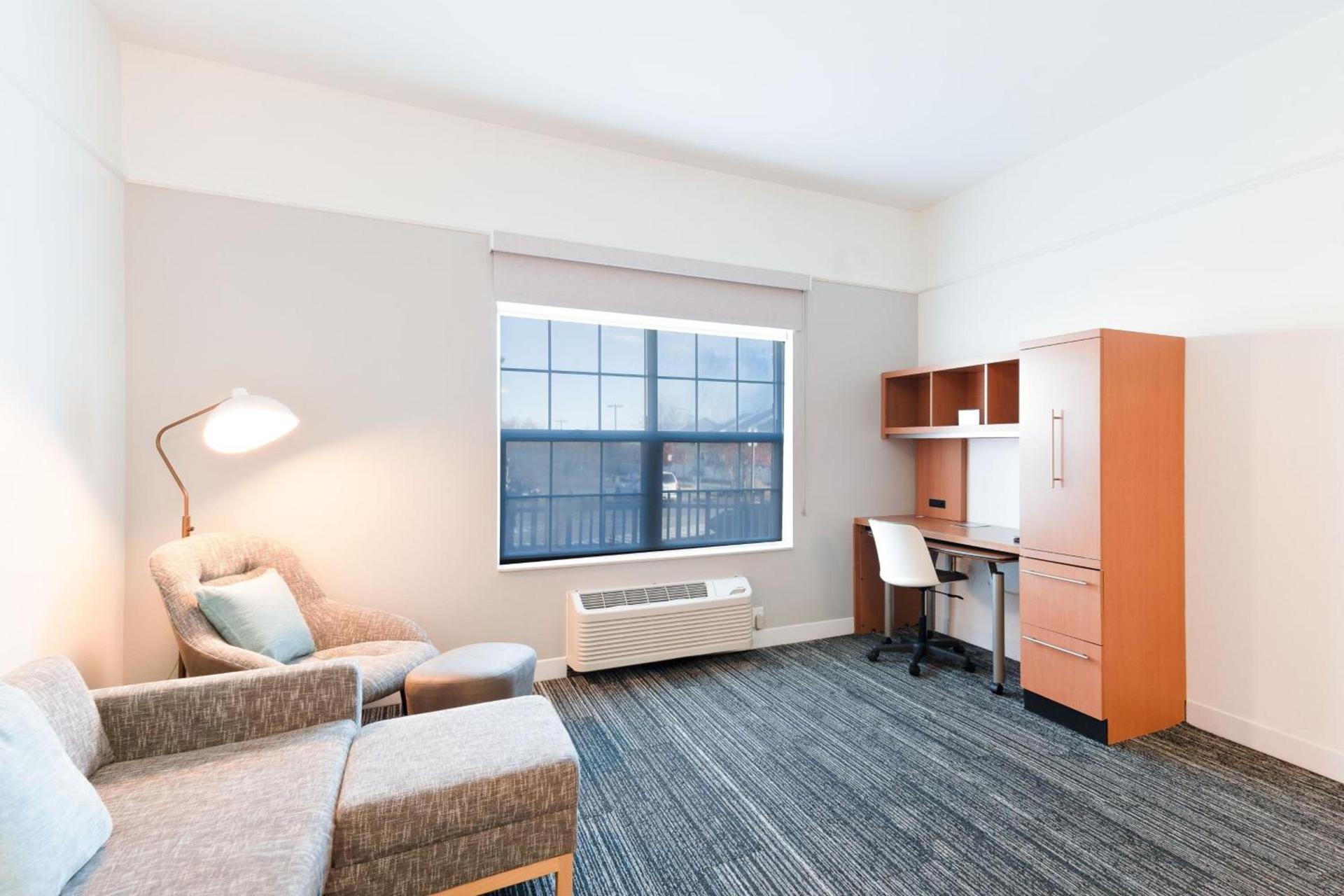 TownePlace Suites Fredericksburg photo 31