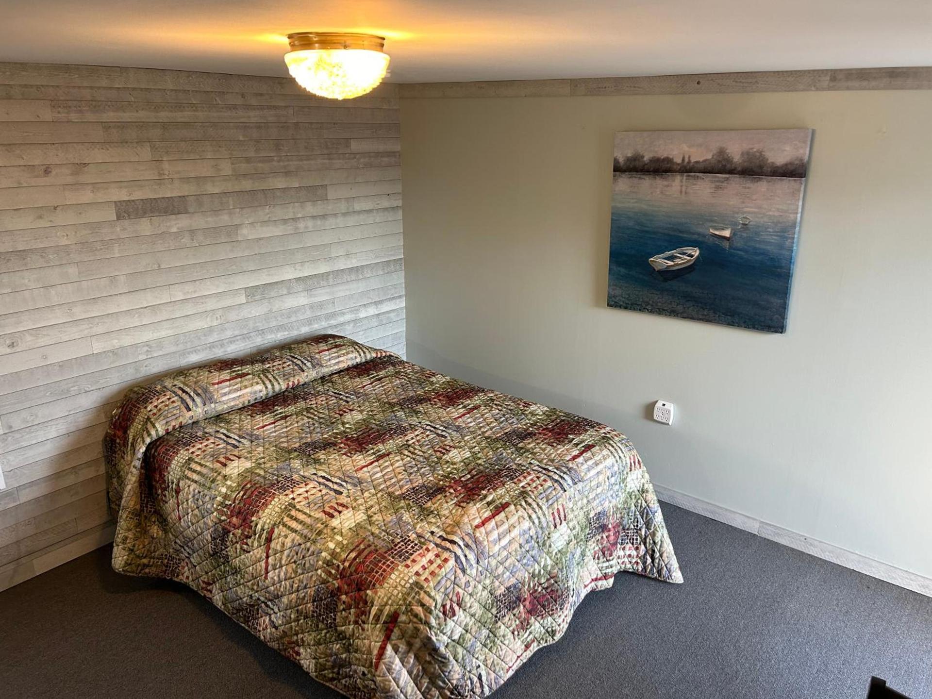 Boulevard Motel photo 4