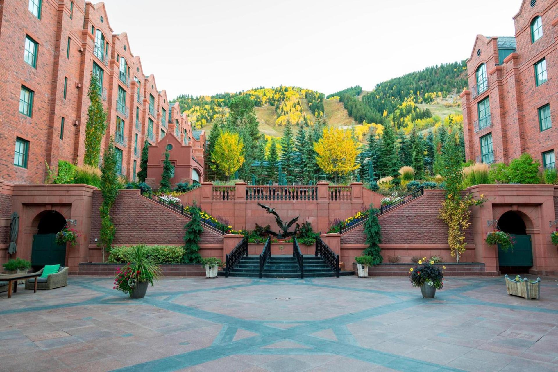 St. Regis Aspen Resort photo 8