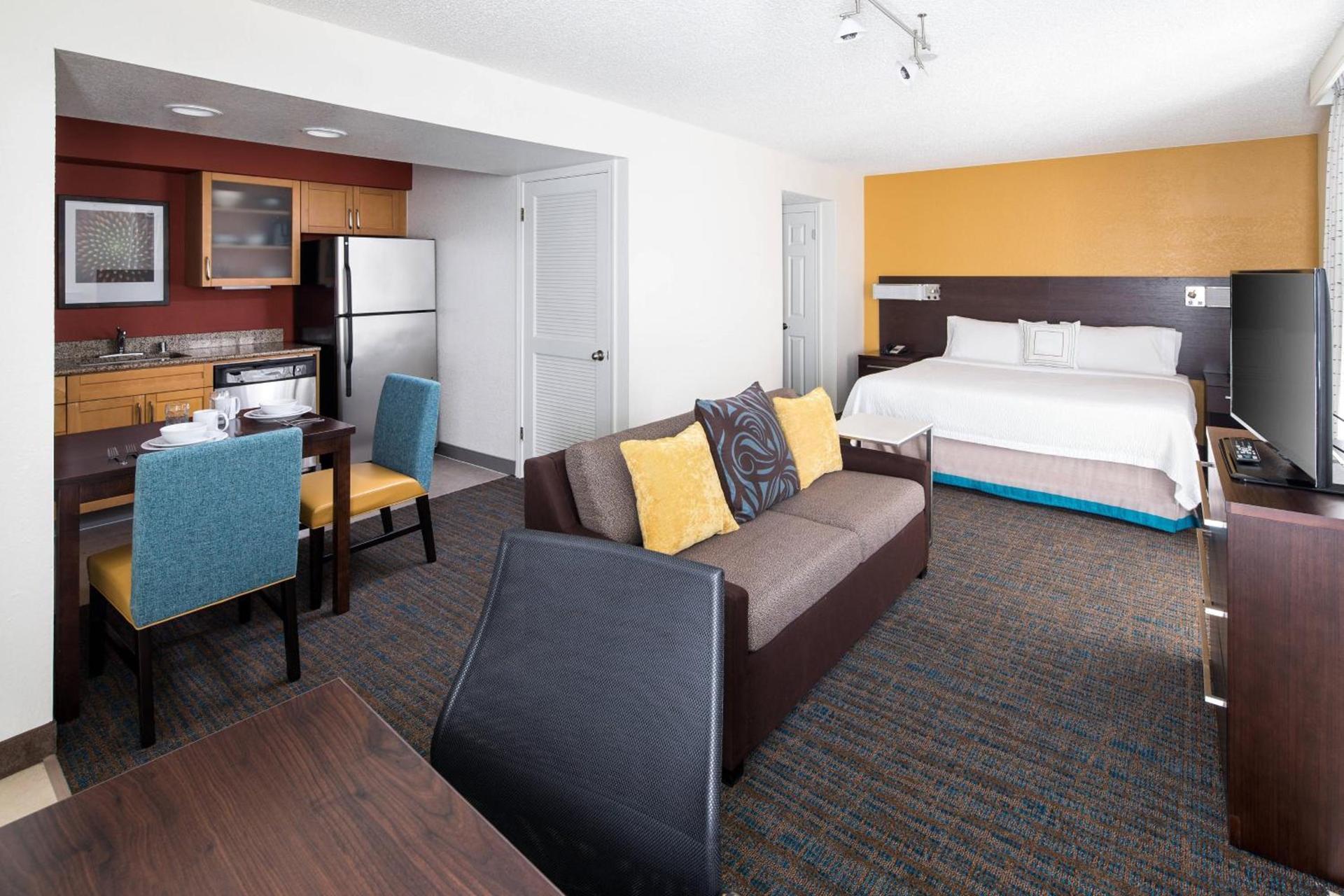 Residence Inn Anaheim Placentia/Fullerton photo 9