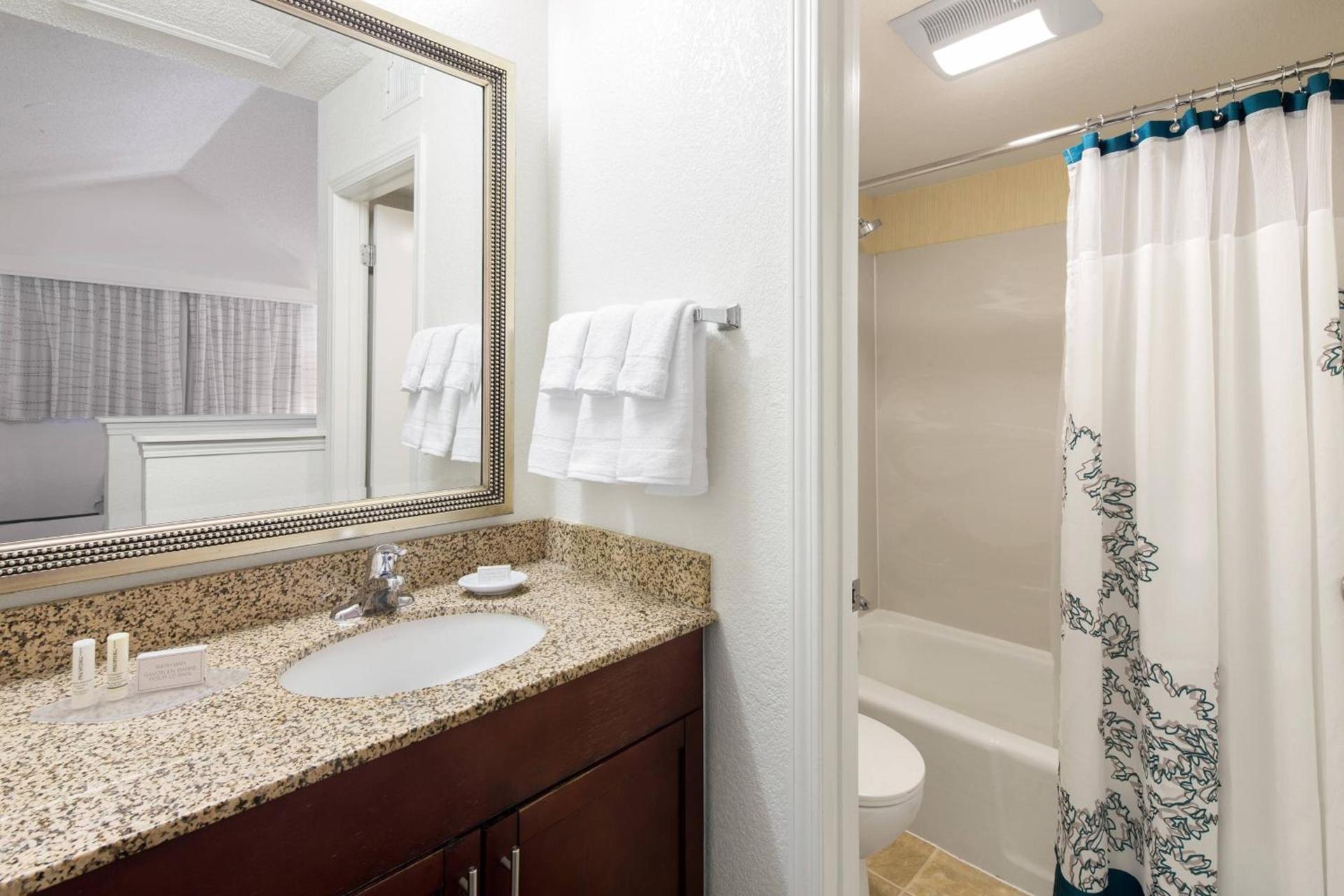 Residence Inn Anaheim Placentia/Fullerton photo 19