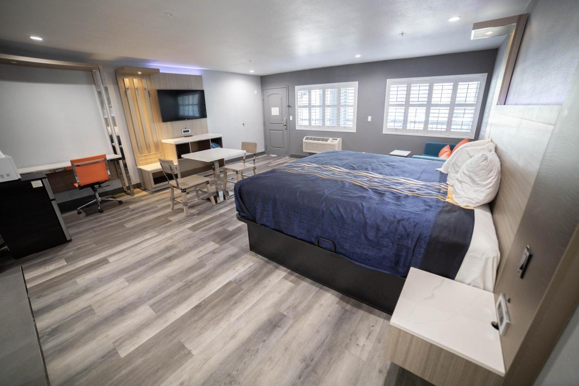 Travelodge by Wyndham Whittier photo 38