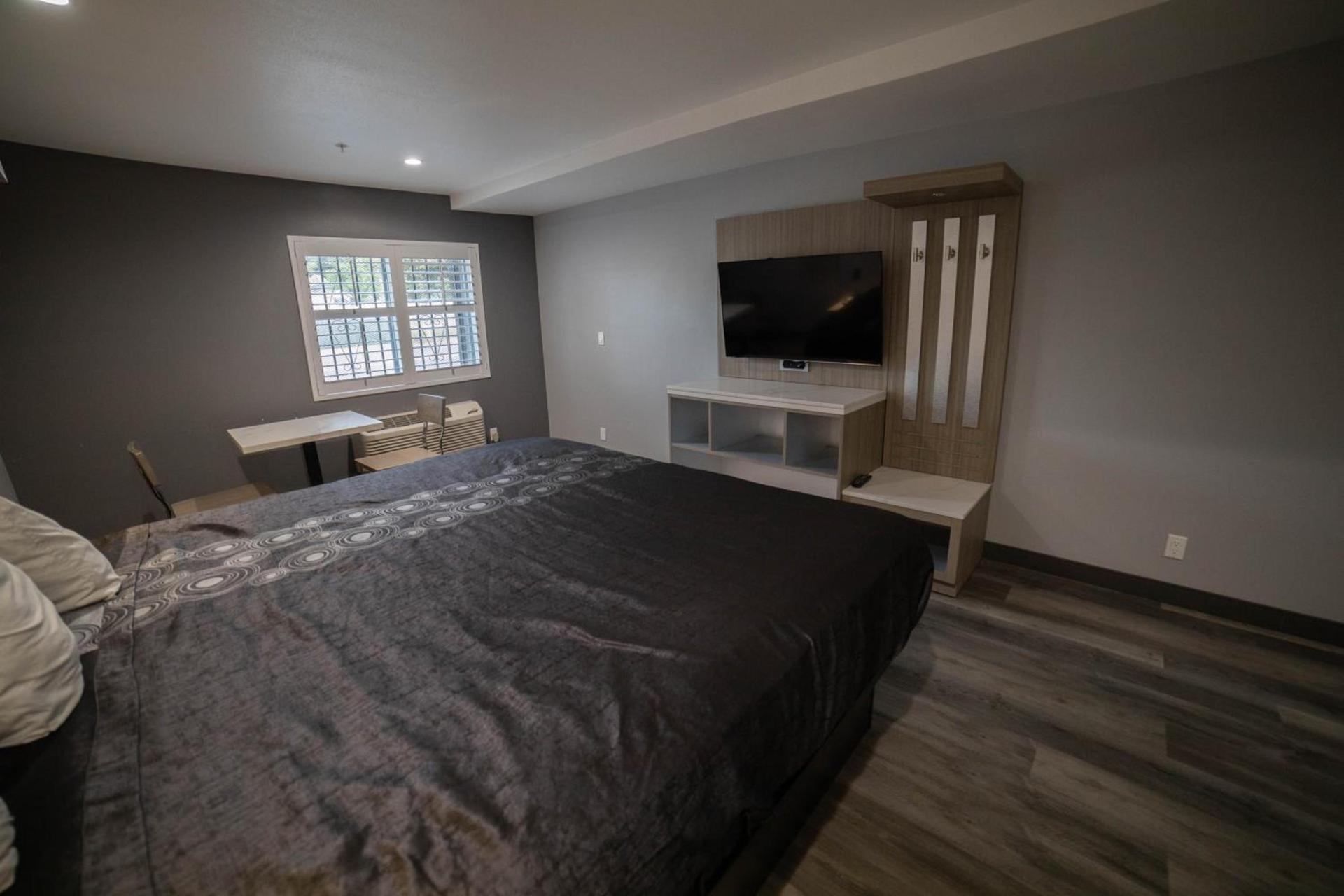 Travelodge by Wyndham Whittier photo 50